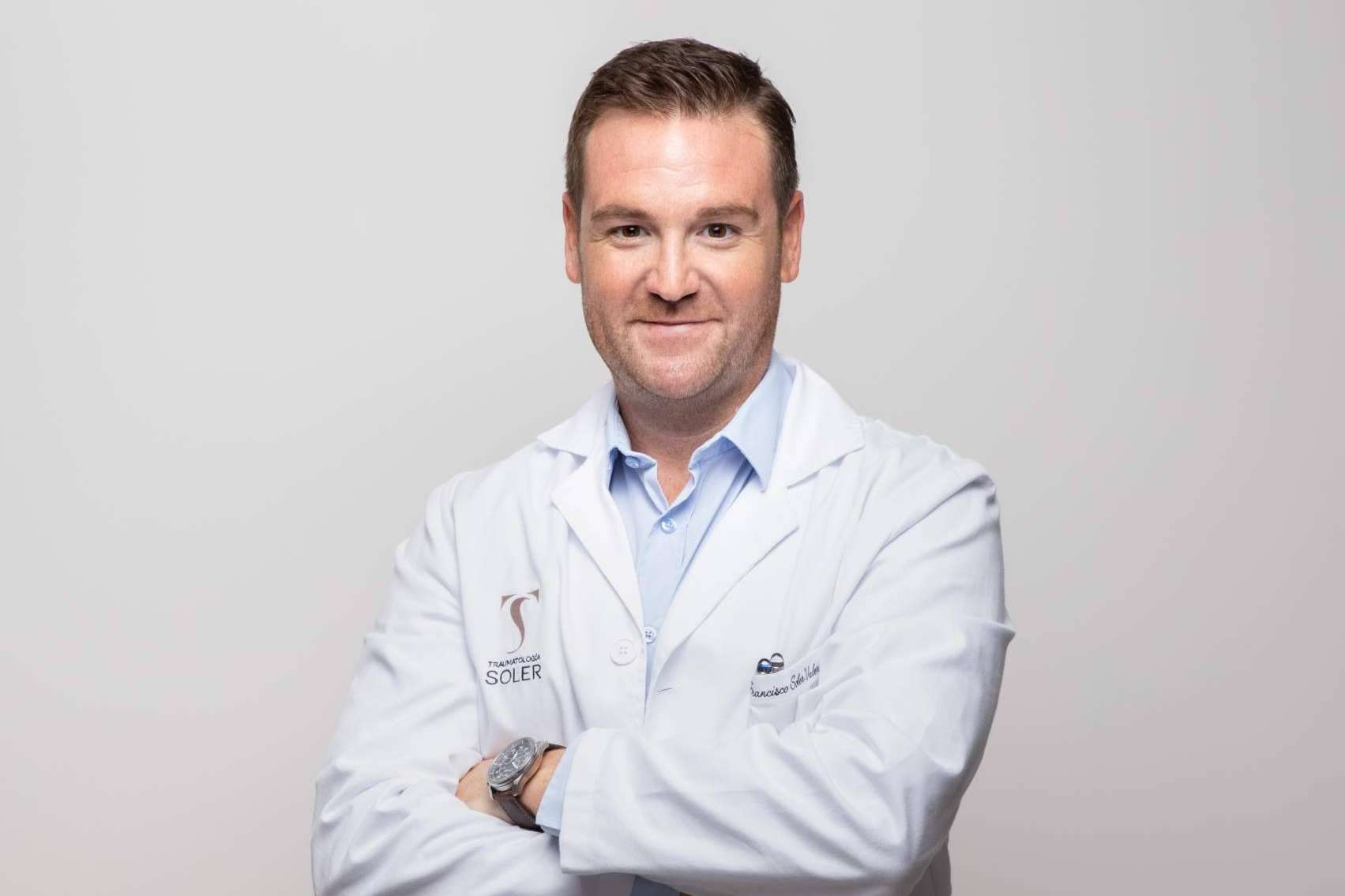 La técnica del Dr. Francisco Soler Valero con los últimos avances en la cirugía de prótesis de cadera mínimamente invasiva