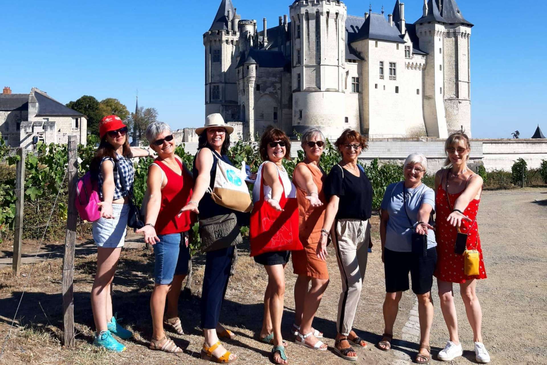 Viajar sola en grupo desde Barcelona, de la mano de Concédete Deseos