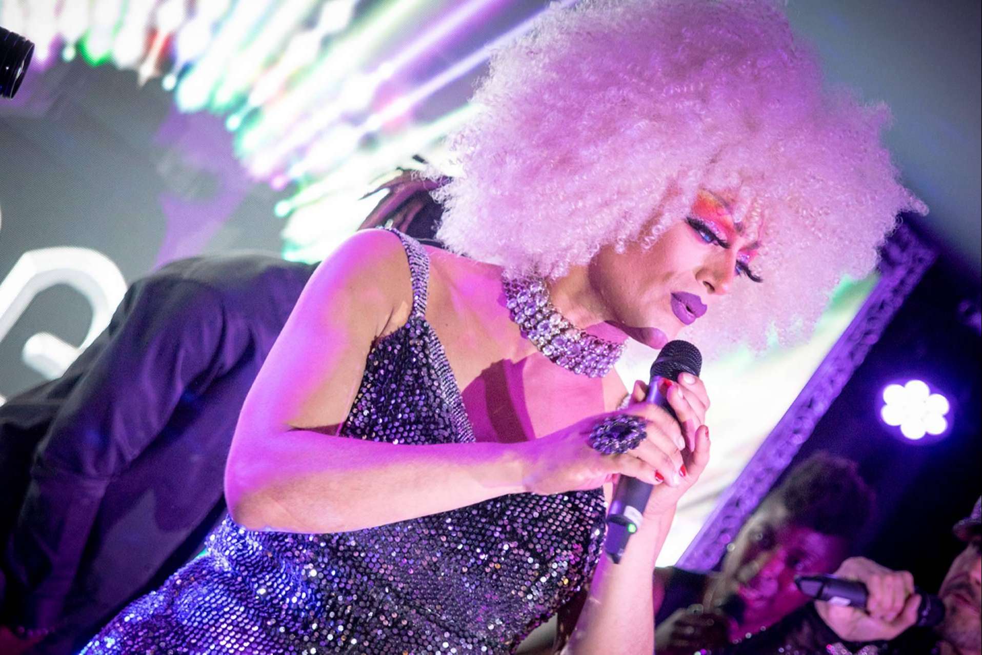 Gastronomía de calidad y shows musicales juntos en Zak Rendez Vous, para disfrutar de las noches de ocio de Sitges - Barcelona