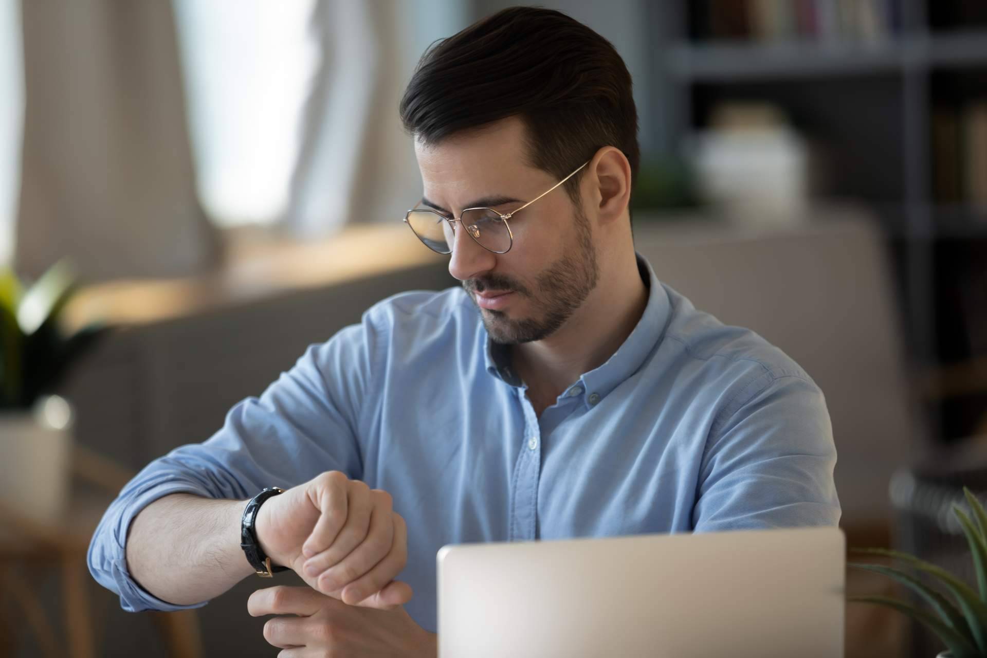 La app de control horario de CEESA permite fichar desde un smartphone