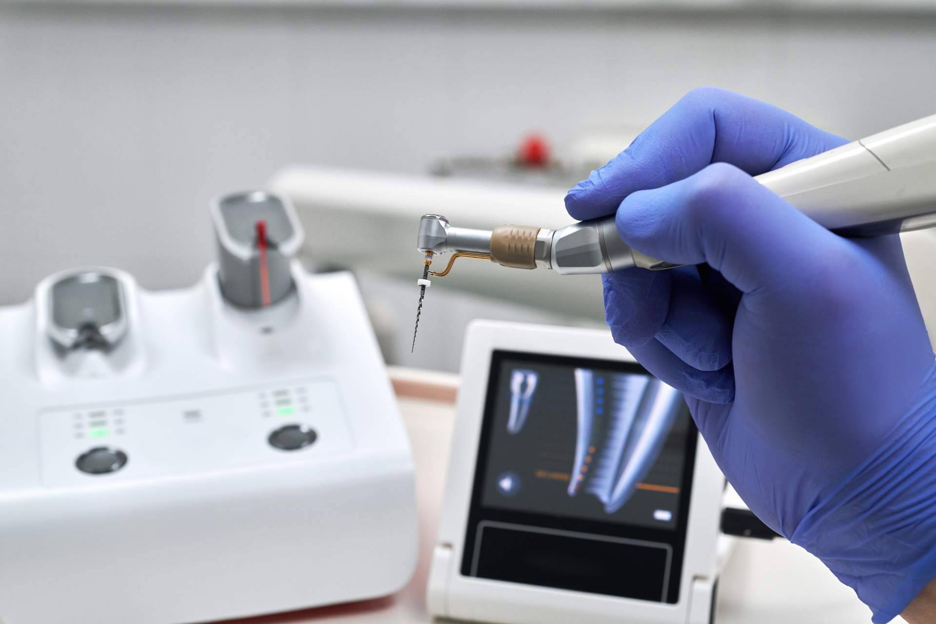 Precisión Médica Dental  y su amplio catálogo de instrumentos dentales de calidad para laboratorios de prótesis dental