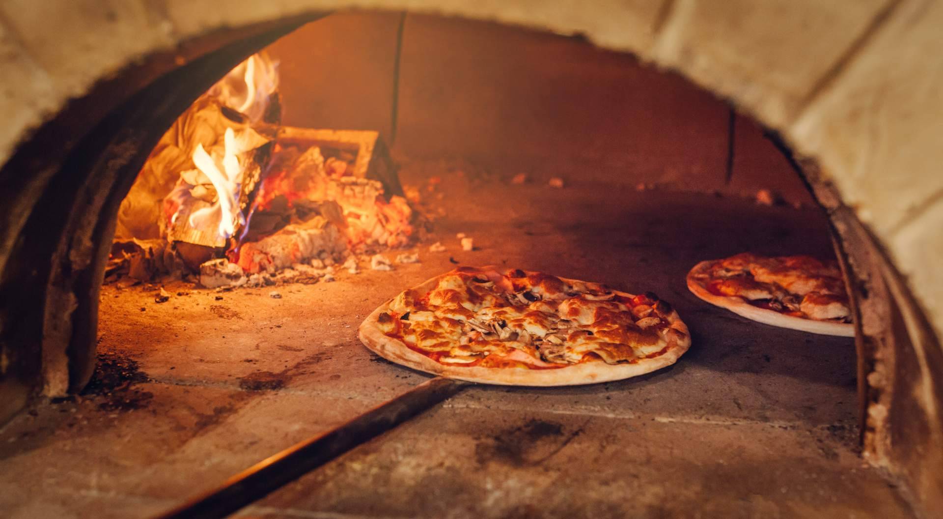 Los ingredientes locales y productos de calidad son el éxito principal de la gastronomía italiana de Mozzarella E Basílico