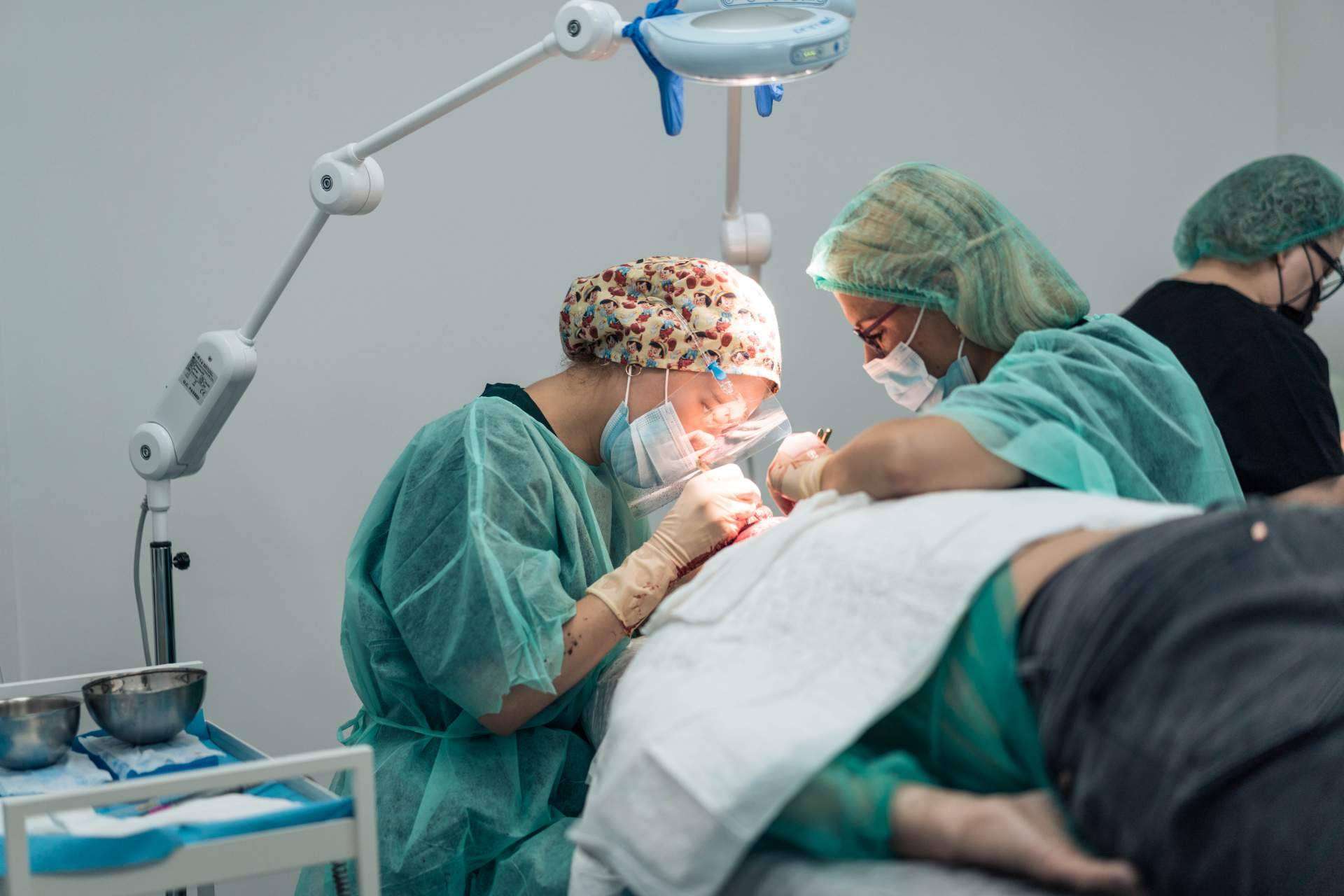 Capilar Innovation Clinic y los tratamientos para prevenir y revertir la alopecia