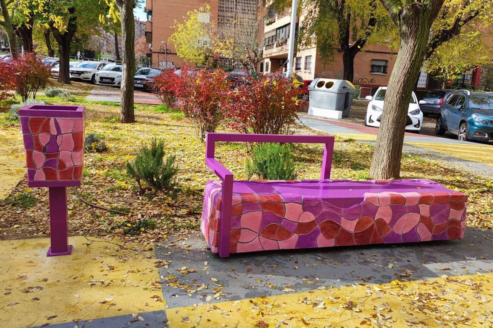 Color, diseño y elegancia, tres palabras que describen el trabajo de MobuArtex en los espacios urbanos