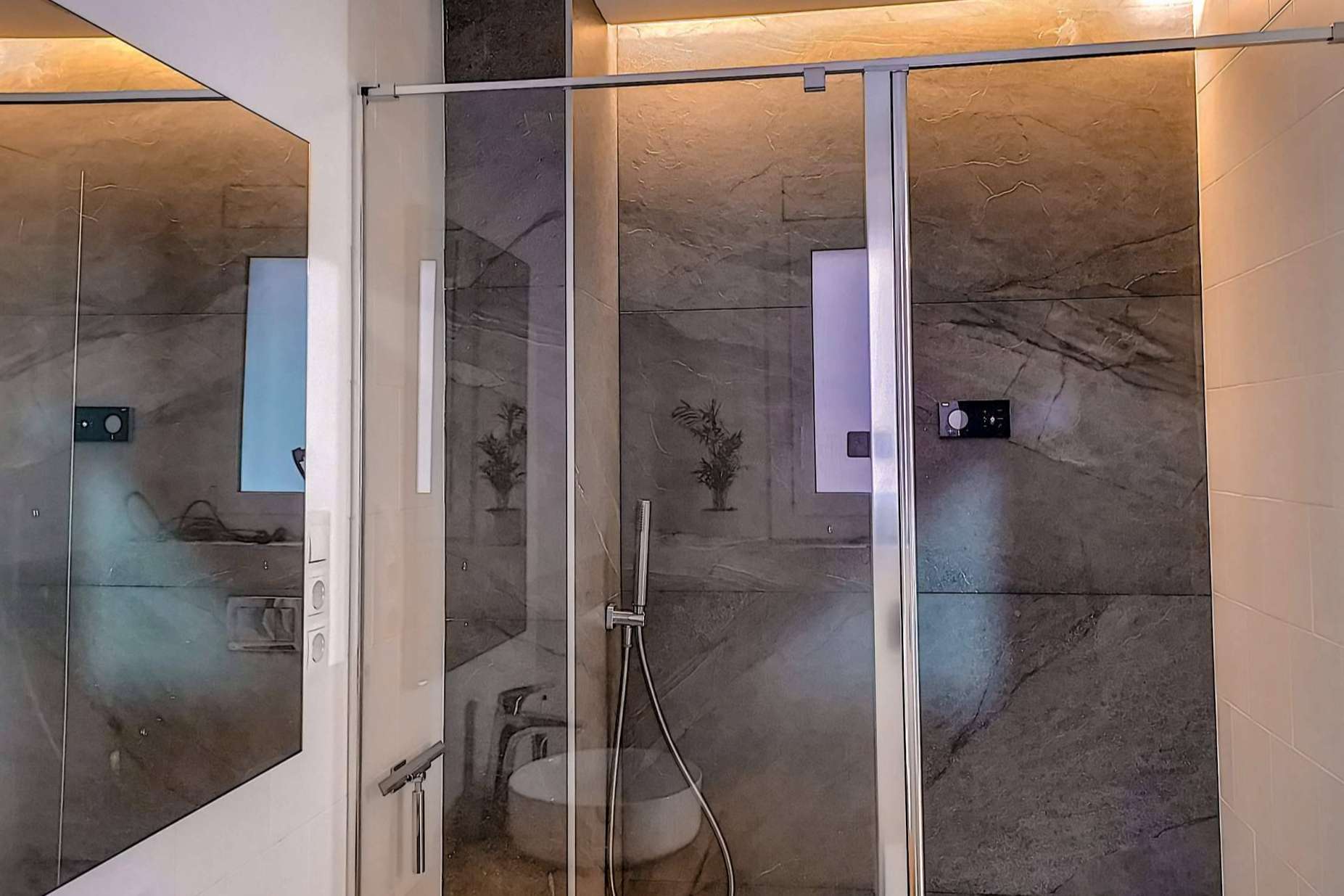 Renovar el baño para conseguir un espacio cómodo, con Aquí tu Reforma