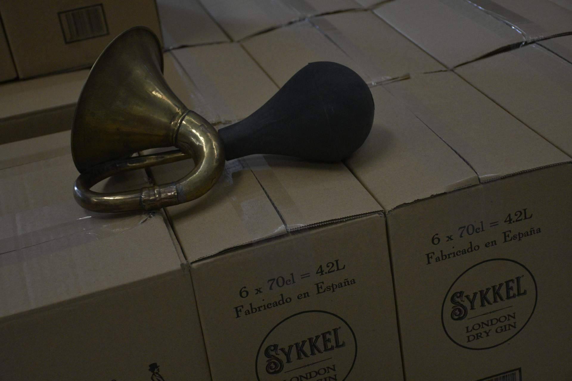 Las partidas limitadas de 1.400 botellas numeradas de Sykkel London Dry Gin, una ginebra premium artesanal andaluza