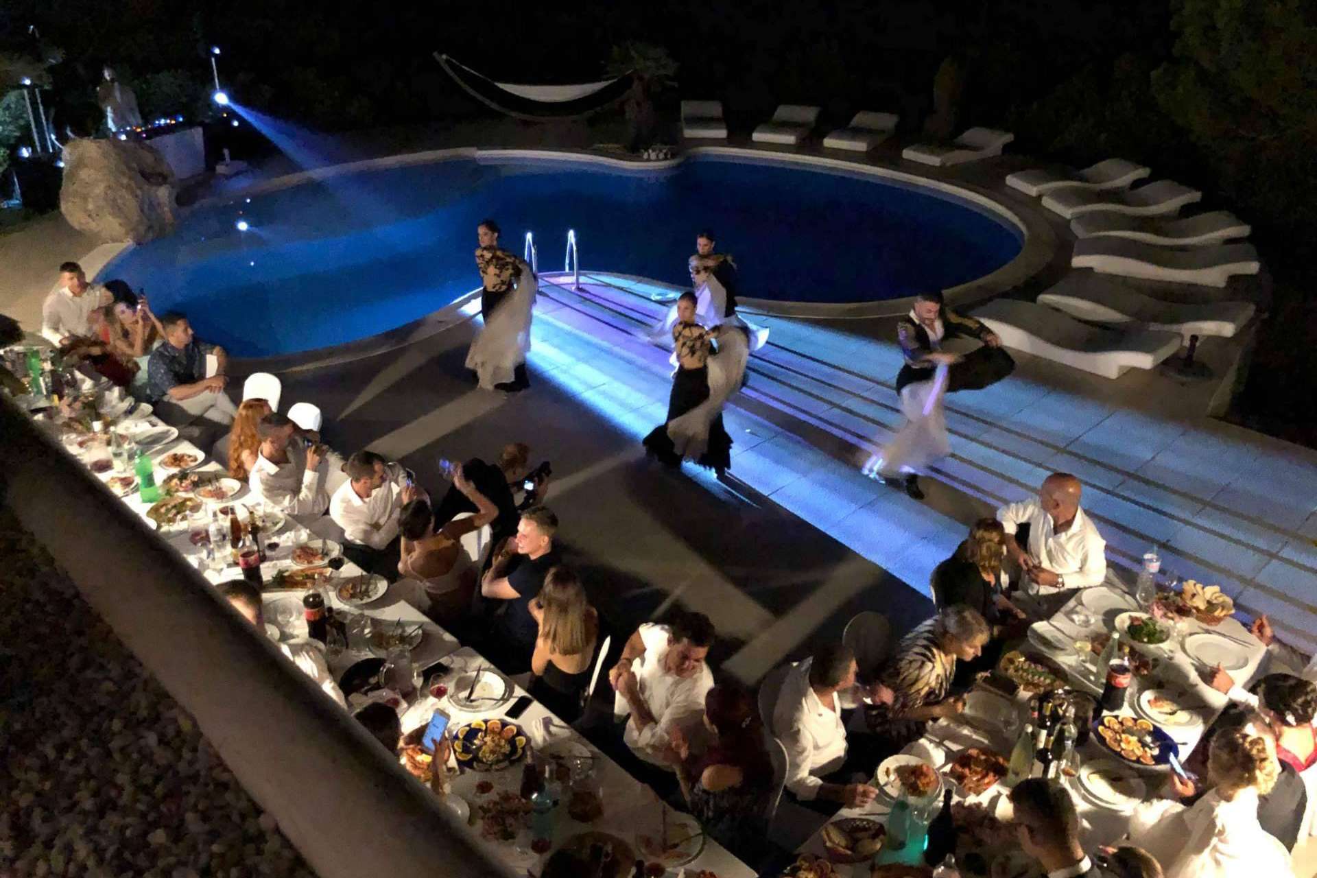 Alquilar Sonido ayuda a elegir un buen equipo de sonido para eventos corporativos o bodas