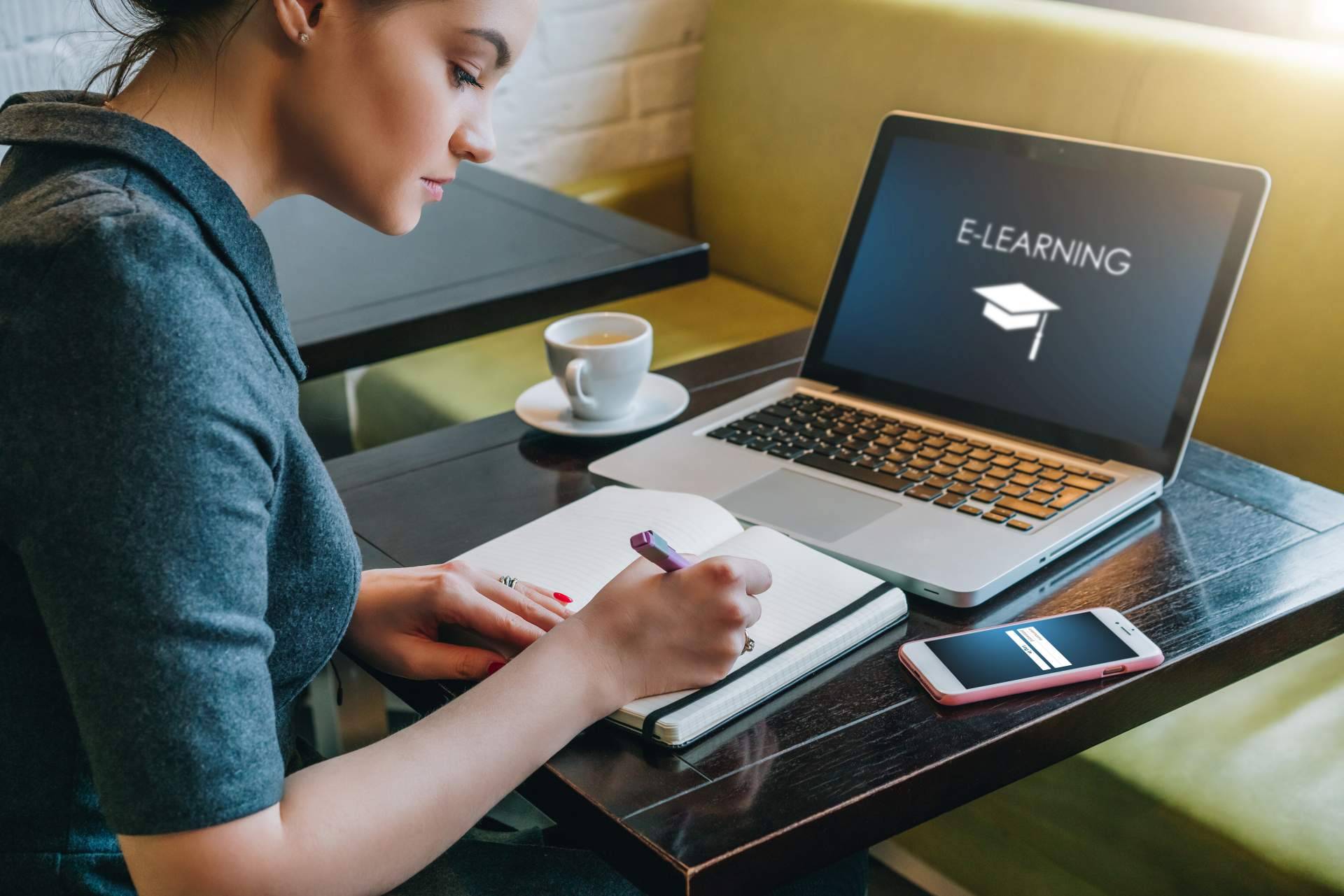Ideaspropias Editorial ha lanzado IPElearning, su nueva marca para proporcionar soluciones integrales e-learning para centros de formación