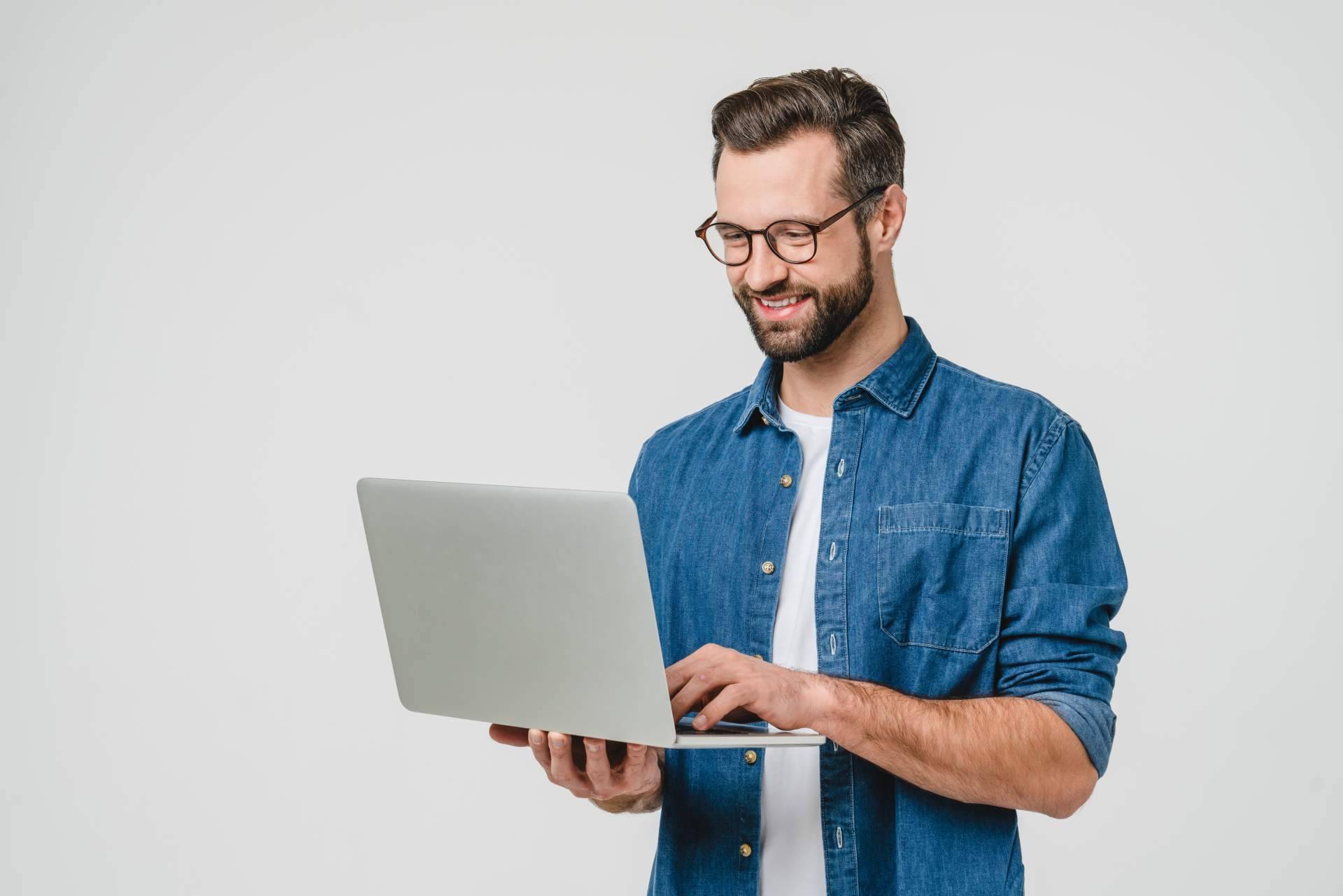 Cómo tener una web segura gracias a su mantenimiento técnico, por Miratel