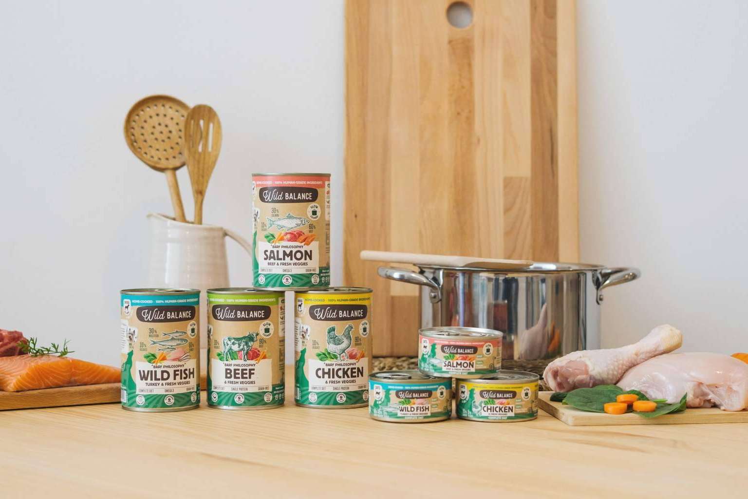 La revolución del mercado de la alimentación para mascotas con el lanzamiento del BARF cocinado al vapor en lata de Wild Balance