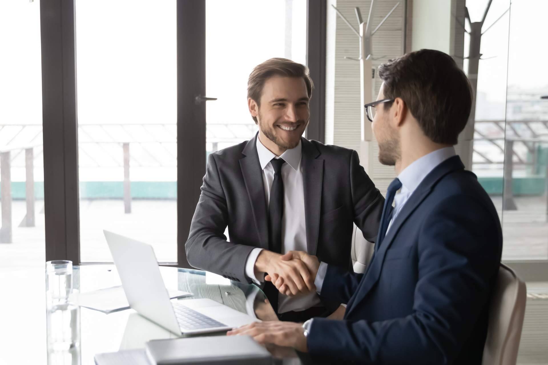 Vista Seguros explica por qué es imprescindible contar con un seguro para empresas