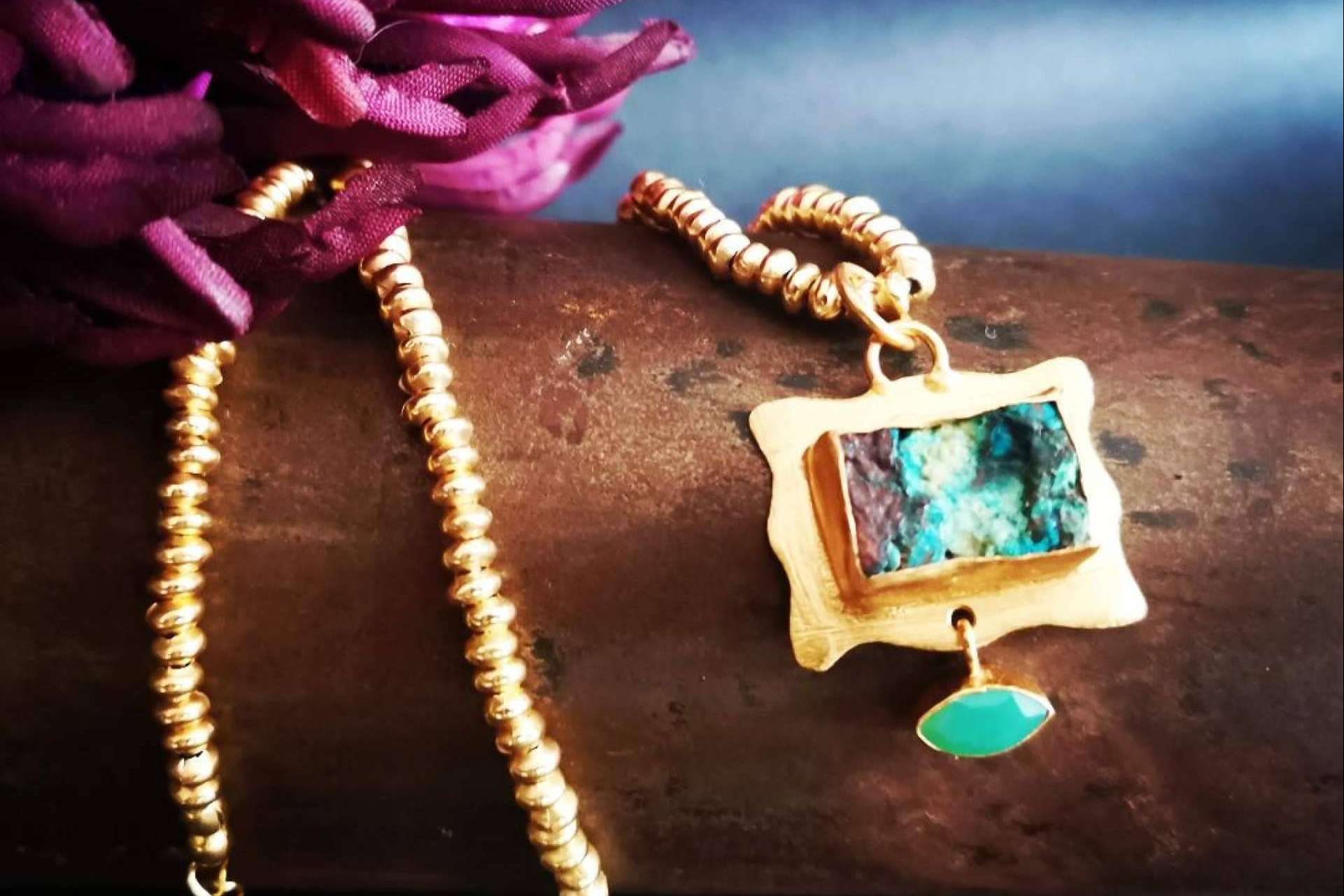 Isabel Lamadrid propone regalar joyas para estas navidades