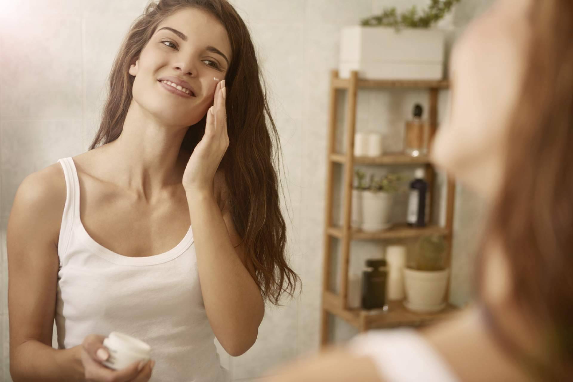 ¿Cómo se cuida la piel y el cabello del frío? FarmaSky