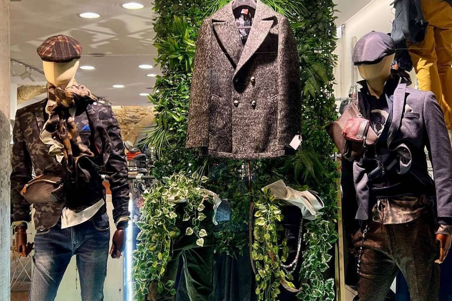 Aragaza es una tienda de ropa en Barcelona que explica la importancia de la moda de diseño y proximidad