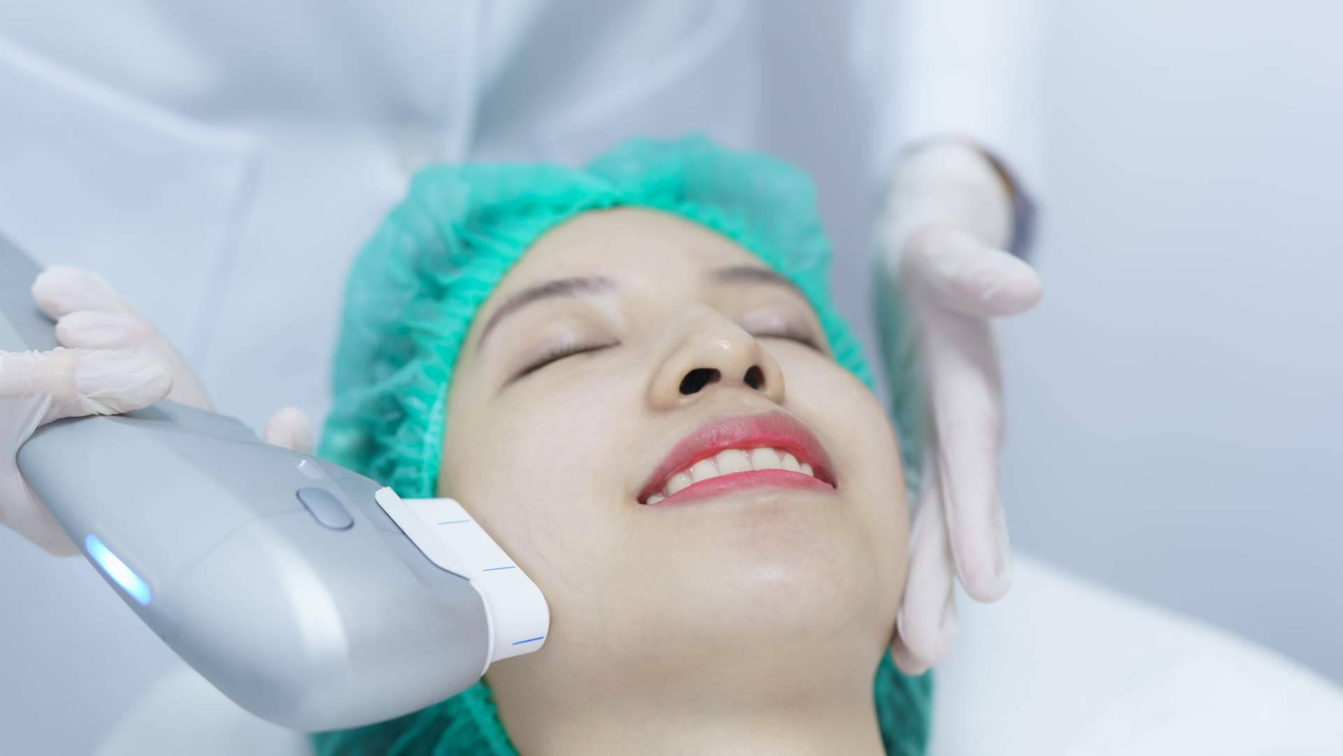 Centro Médico Bravo explica en qué consiste el Hifu Lifting sin cirugía