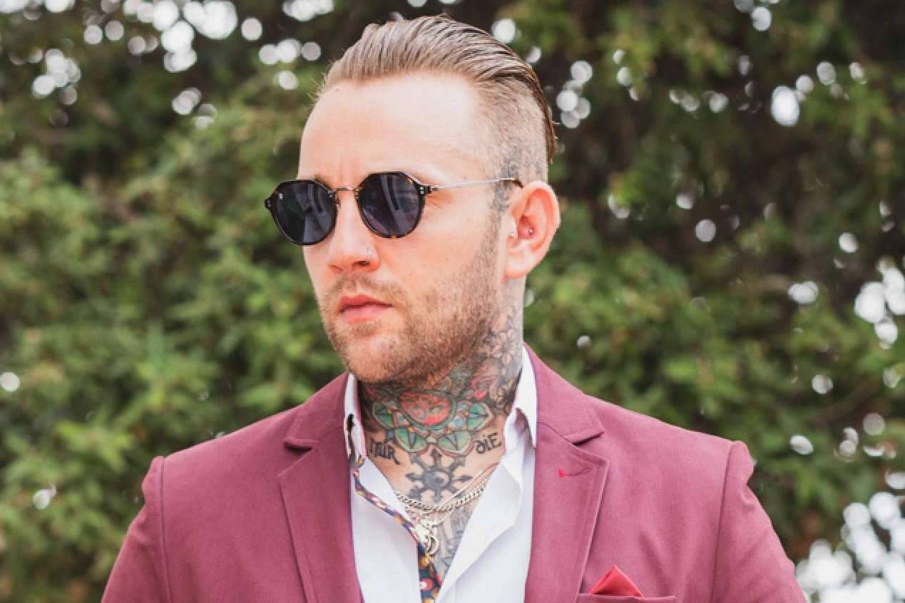 Las gafas de sol son un accesorio estrella que proporciona Aragaza para complementar los outfits