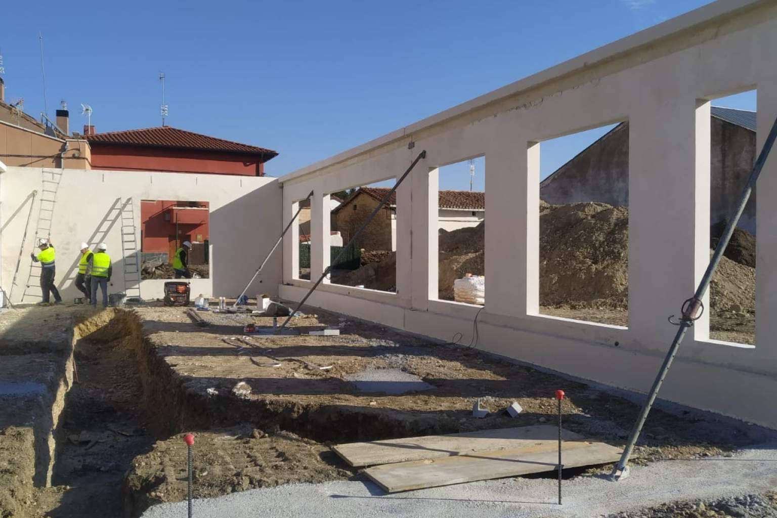 Primer aniversario de la fábrica de casas industrializadas de Hormitech en Medina del Campo
