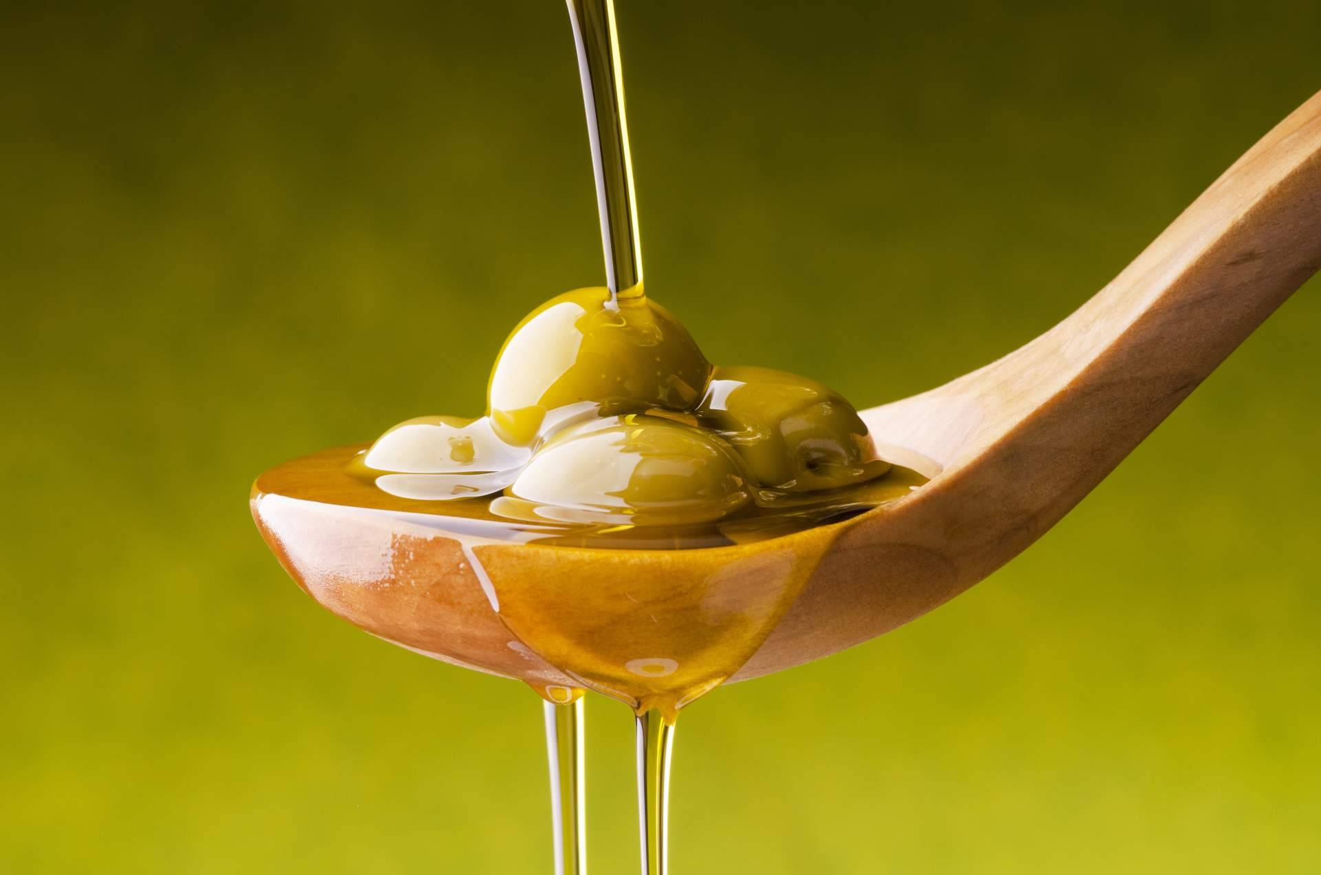 Versatilidad culinaria del aceite de oliva virgen extra español