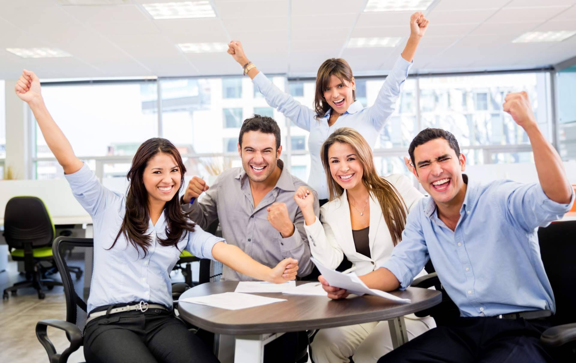 Es una gran decisión empresarial formar a los empleados con Excellent, In English
