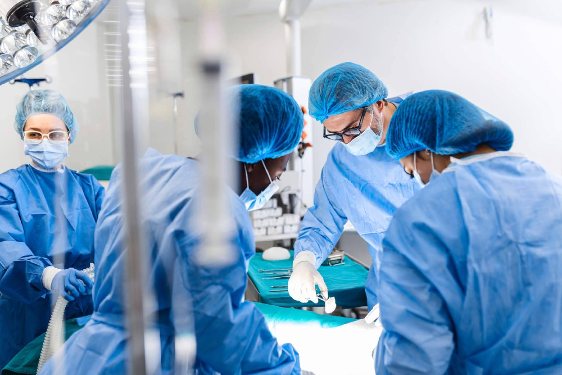 Métodos y tecnología de vanguardia con la finalidad de reducir dolor y traumas por quiste pilonidal