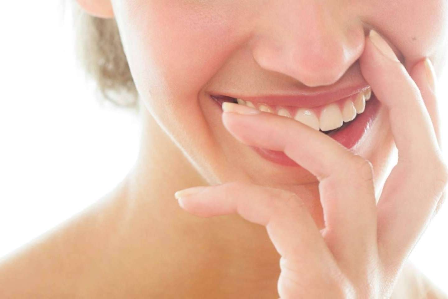Someterse a un tratamiento para la sonrisa gingival de la mano de la Clínica Dental Ruiz de Gopegui