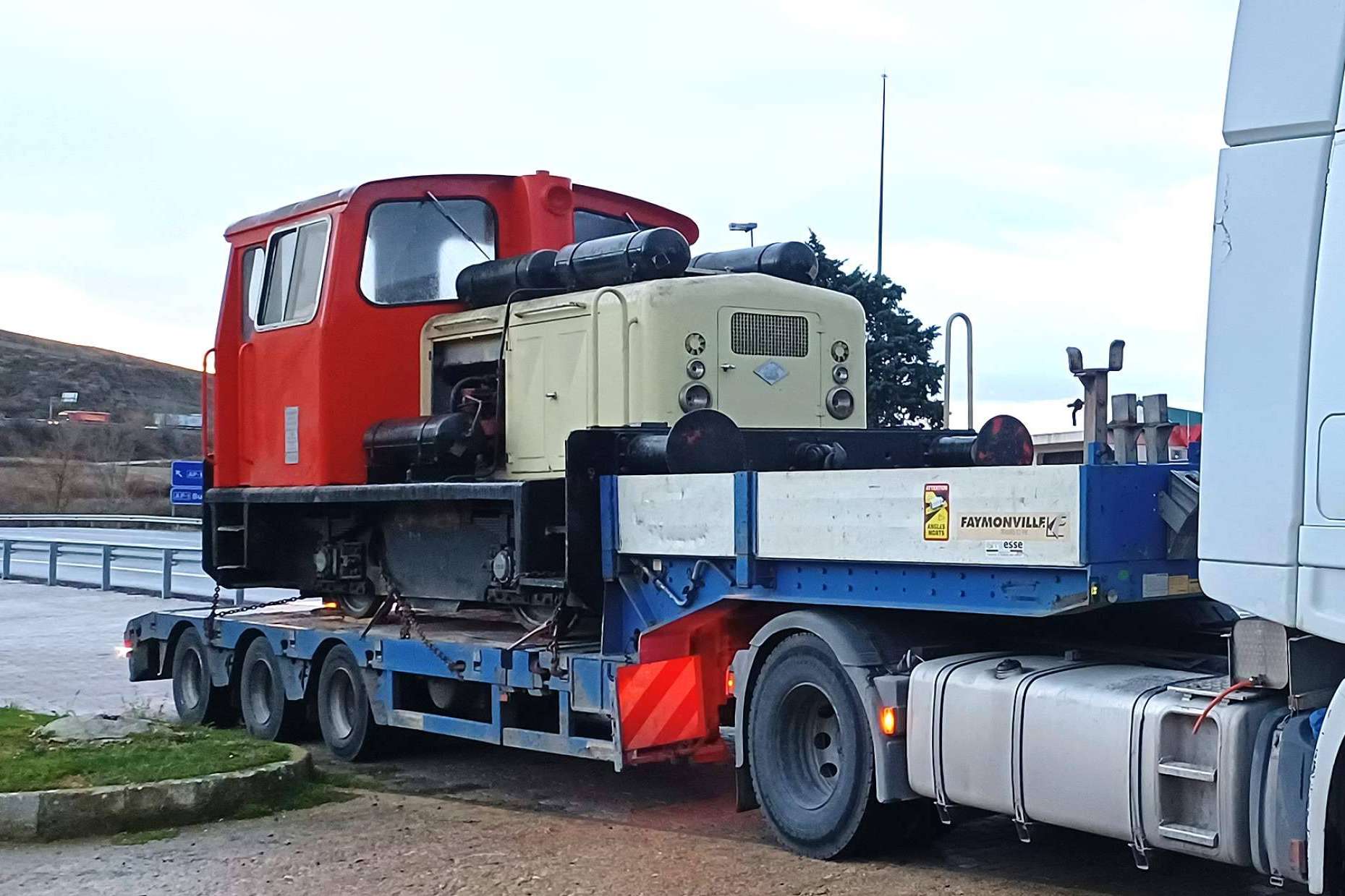 Una histórica locomotora de Azucarera Ebro preservada por la Fundación del Patrimonio Ferroviario