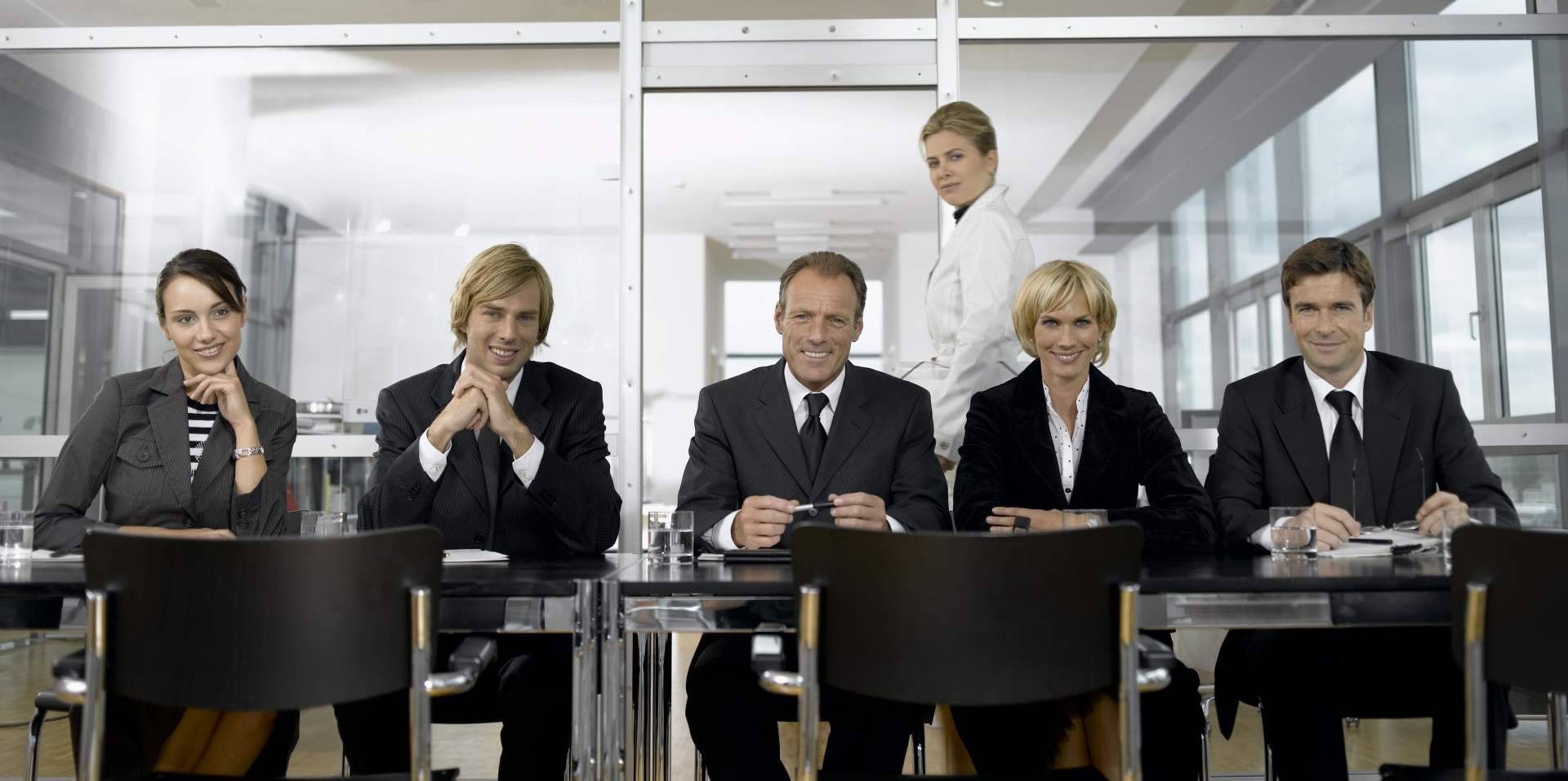 ¿Cuáles son las funciones de una buena dirección de recursos humanos en la empresa?