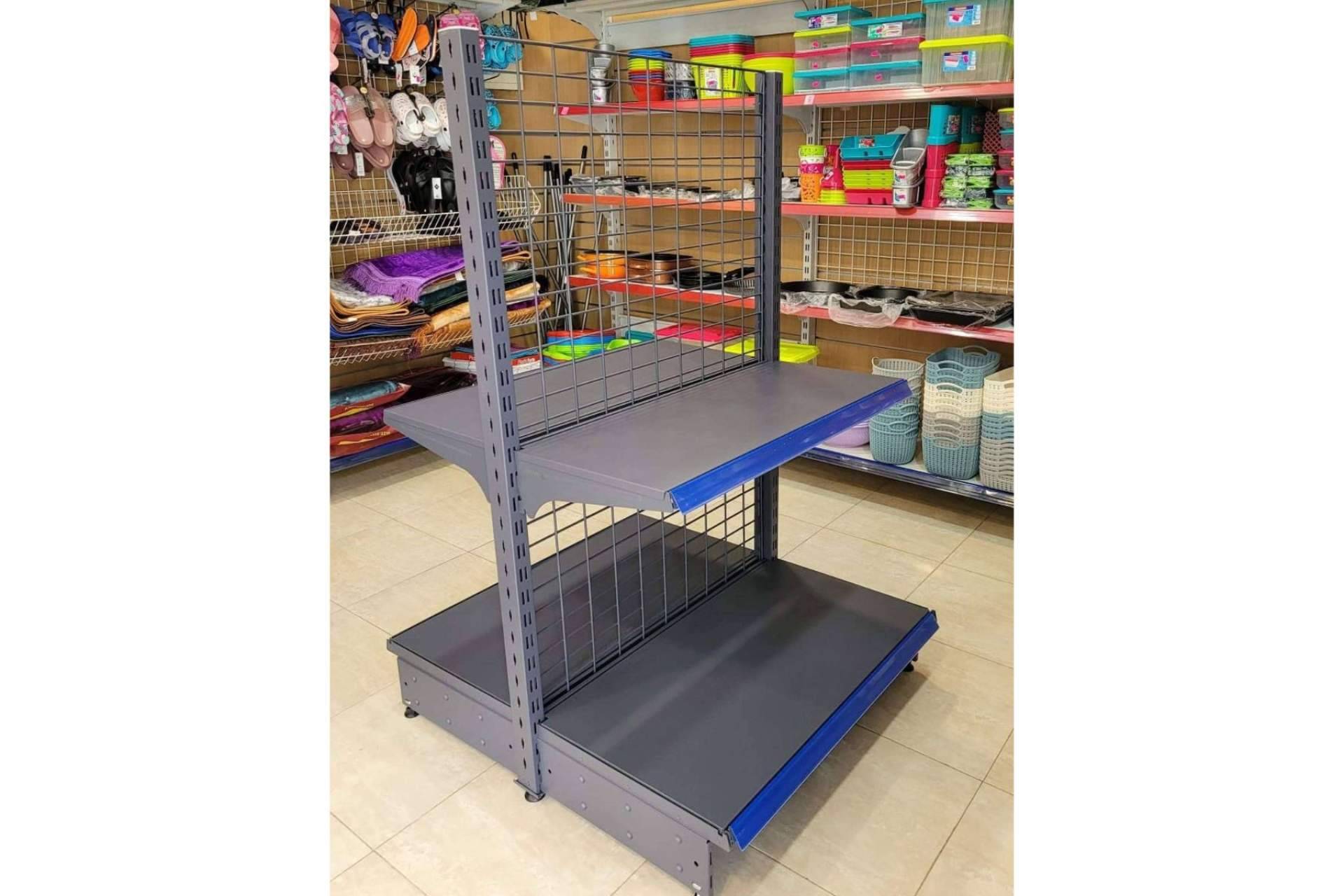 Comprar estanterías para tiendas de cualquier sector, con Equipotutienda