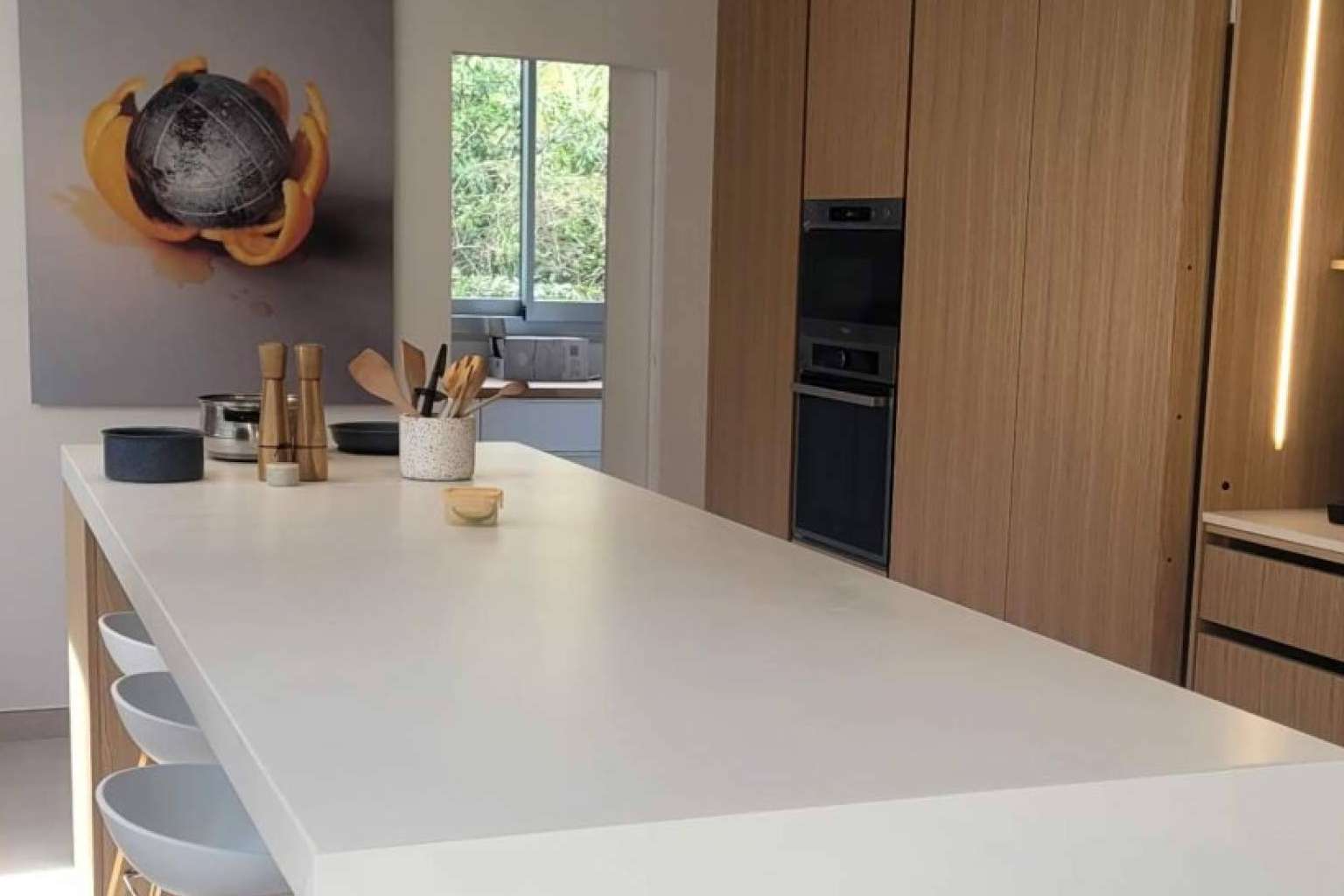 Las cocinas invisibles son la nueva tendencia en el mundo del interiorismo, con Davinia