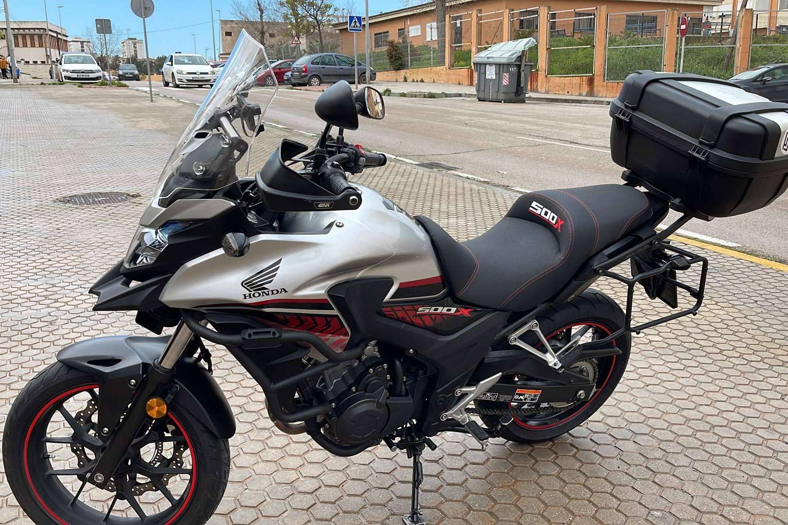 Los asientos de moto cómodos de JM-FUNDAS mejoran la experiencia del conductor