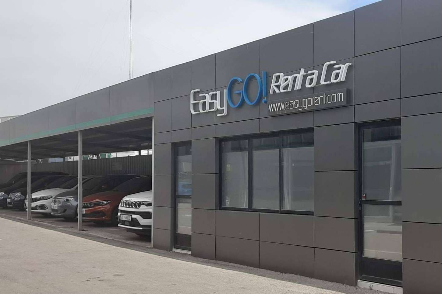 Alquiler de vehículos a corto y largo plazo con el programa Easy GO de Ascauto