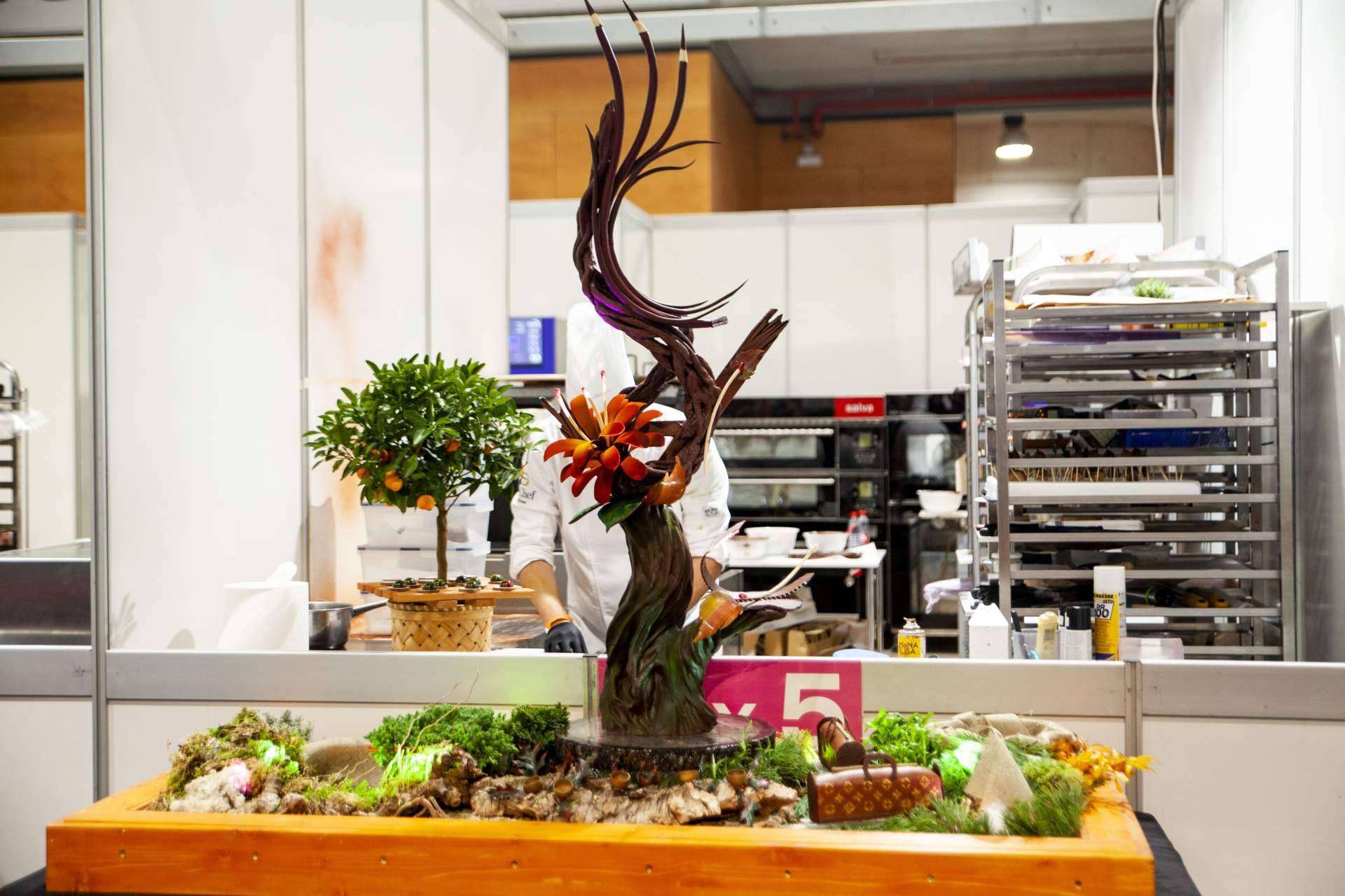 Hans Ovando, de Be Chef, gana el premio de Mejor Pastelero de España