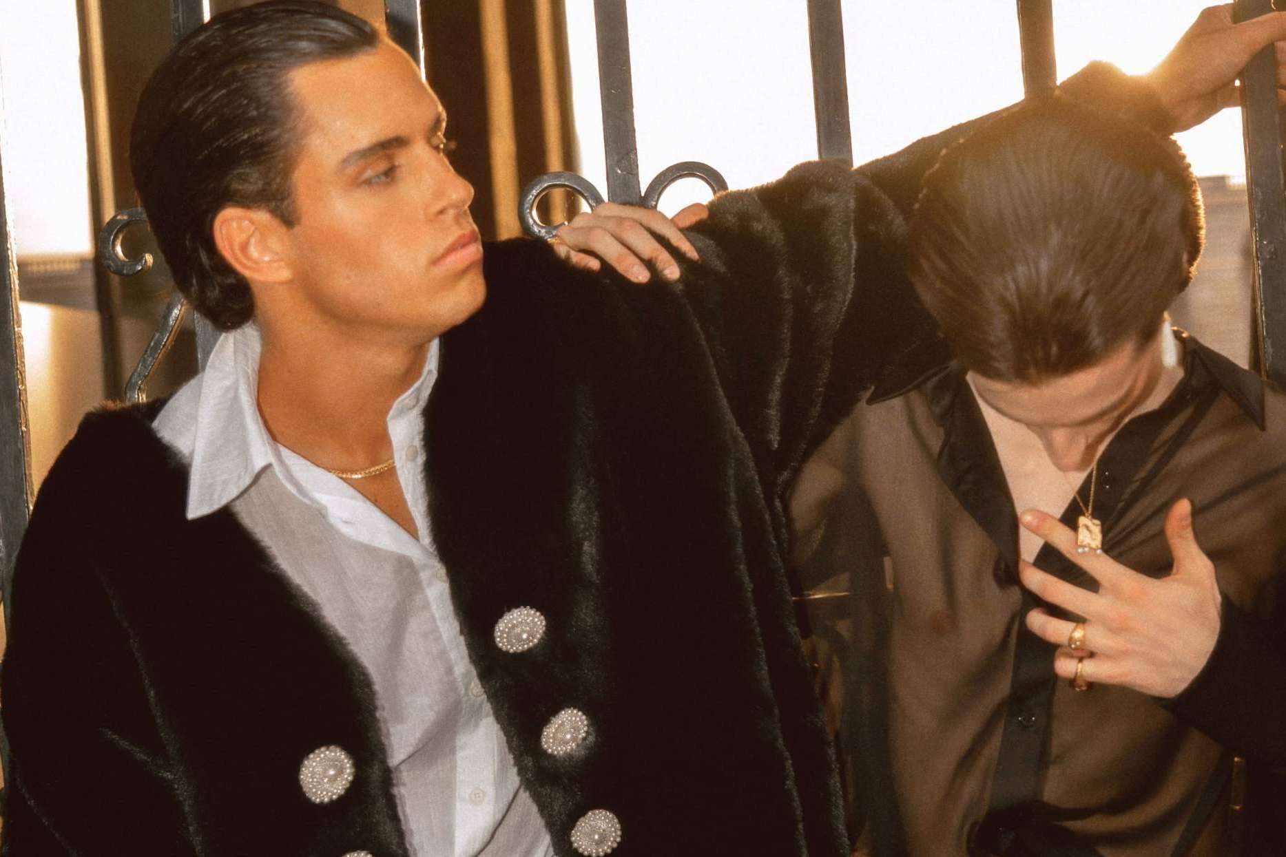 Tukaos trae la moda yuppie a España; lujo, éxito, ostentación y soberbia