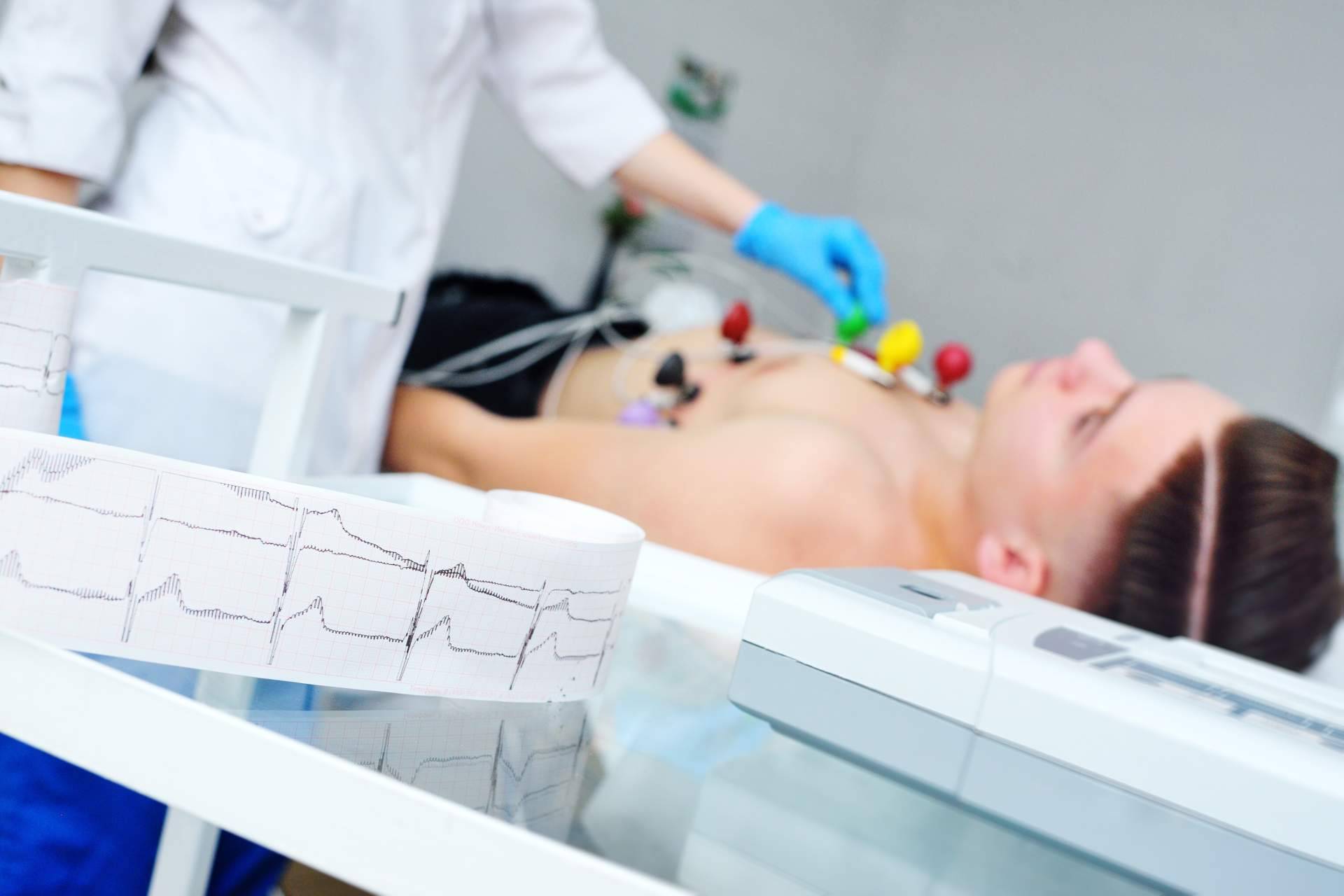 La Clínica Jaime I de Catarroja realiza pruebas de esfuerzo con gases llevadas a cabo por un cardiólogo en Valencia