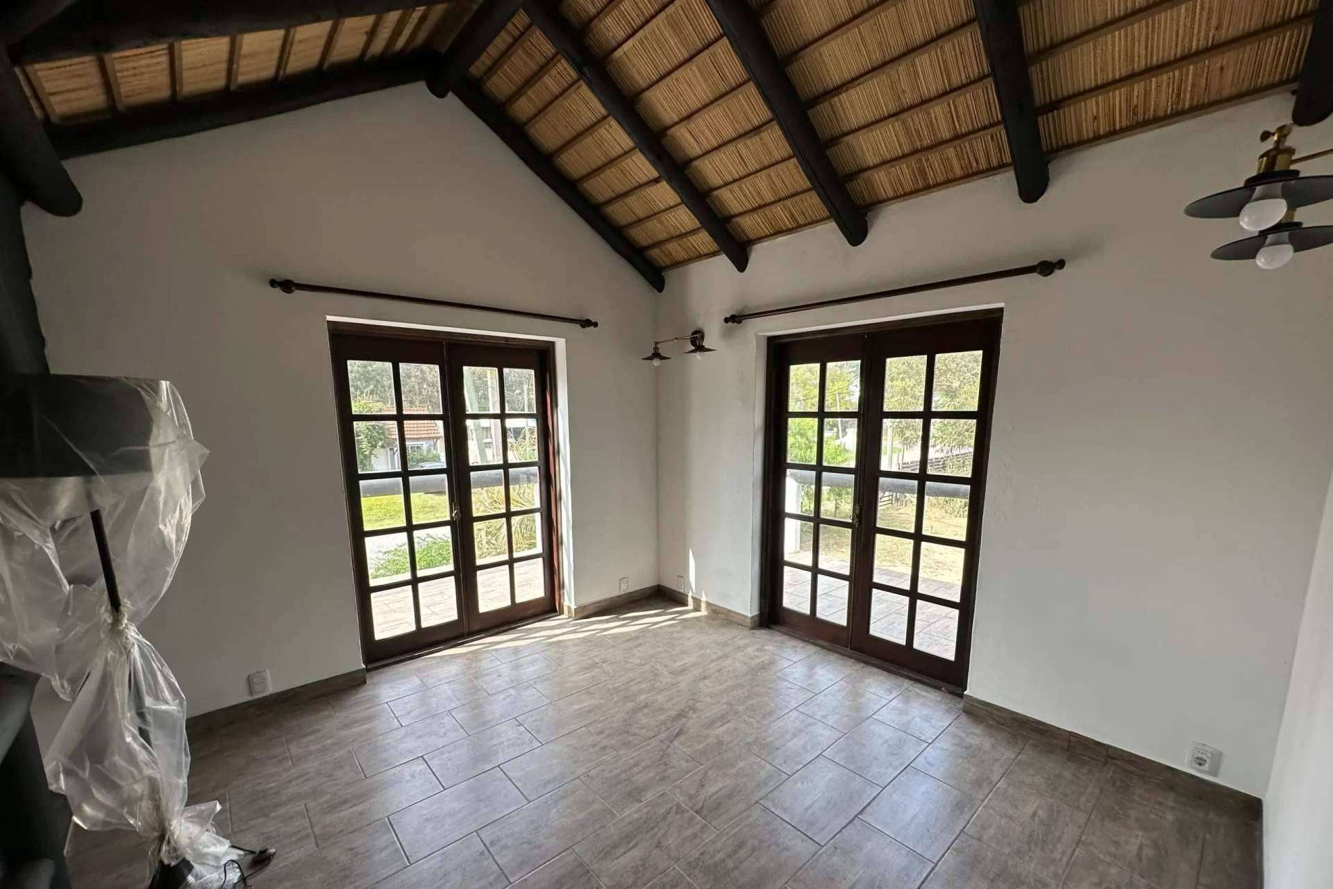 Estudio Pinares se ocupa de todo el proceso de construcción de una casa