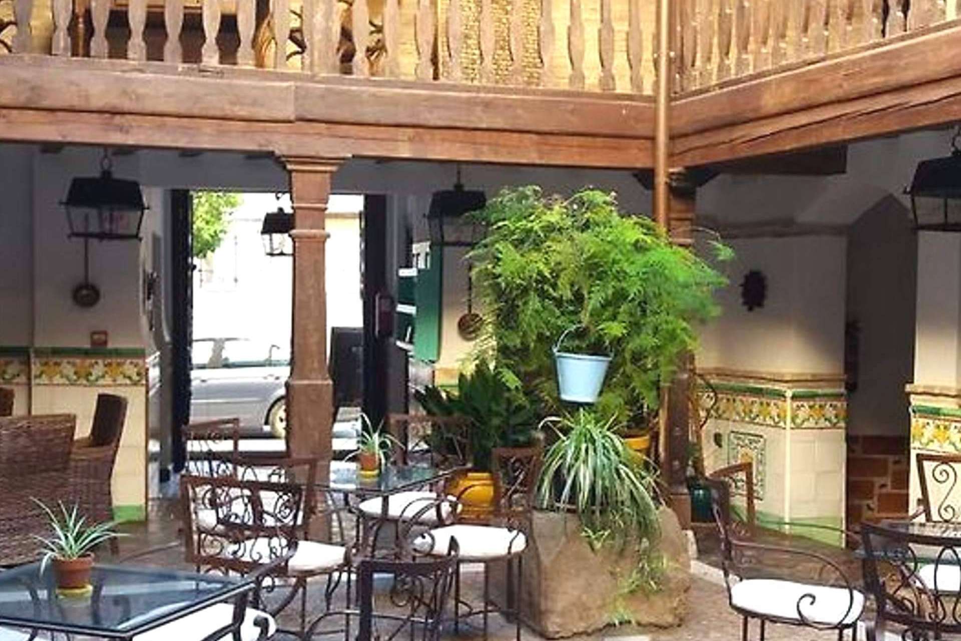 Venta de un negocio turístico en Consuegra