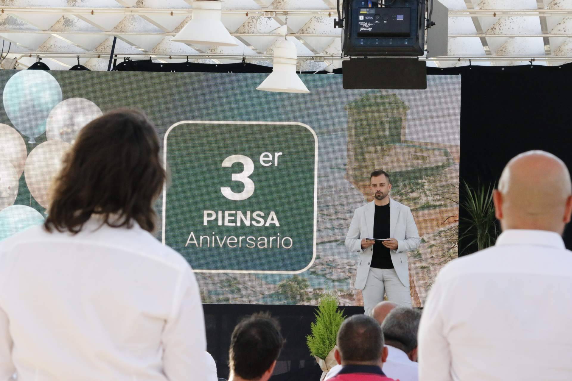 Celebración del tercer aniversario de Piensa Network