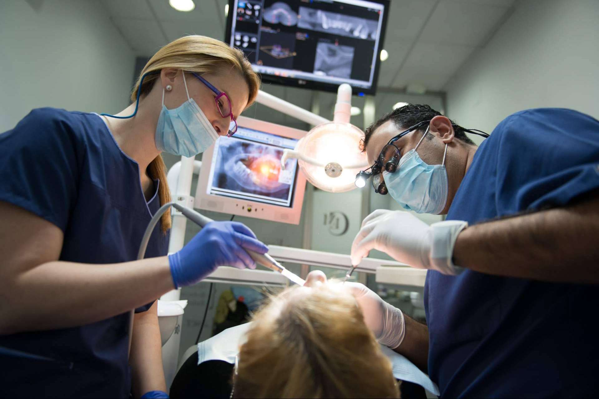 Últimas tecnologías en atención odontológica de la mano de Implantes Sevilla
