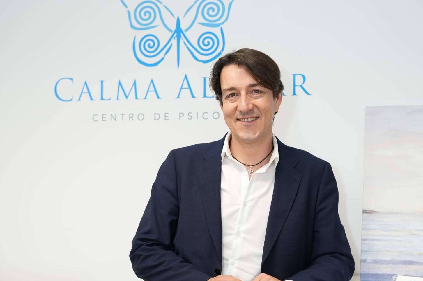 ¿Qué ocurre cuando no se brinda atención psicológica a una persona en riesgo de suicidio, según Calma Al Mar?