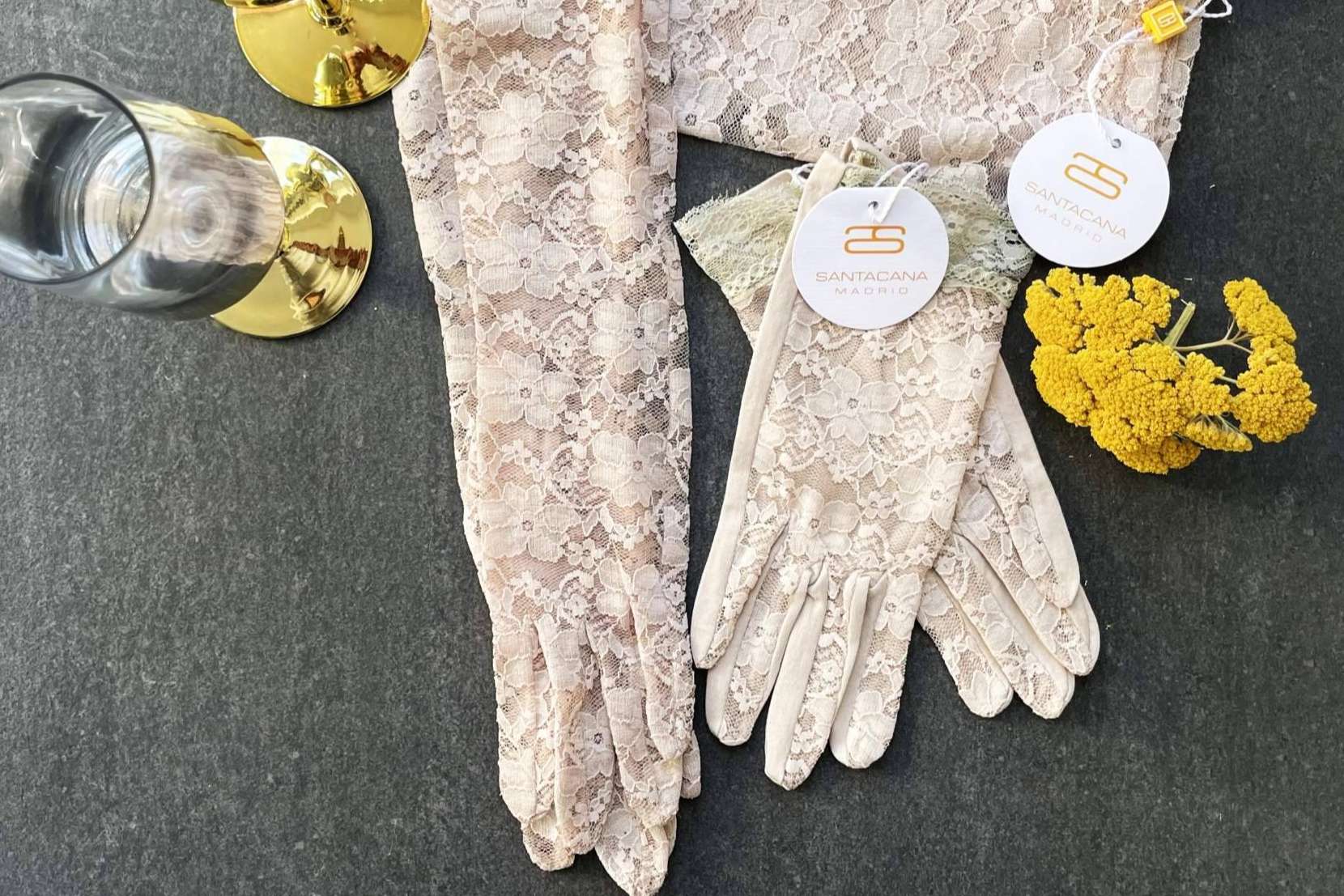 Santacana presenta los guantes artesanales de verano en Madrid