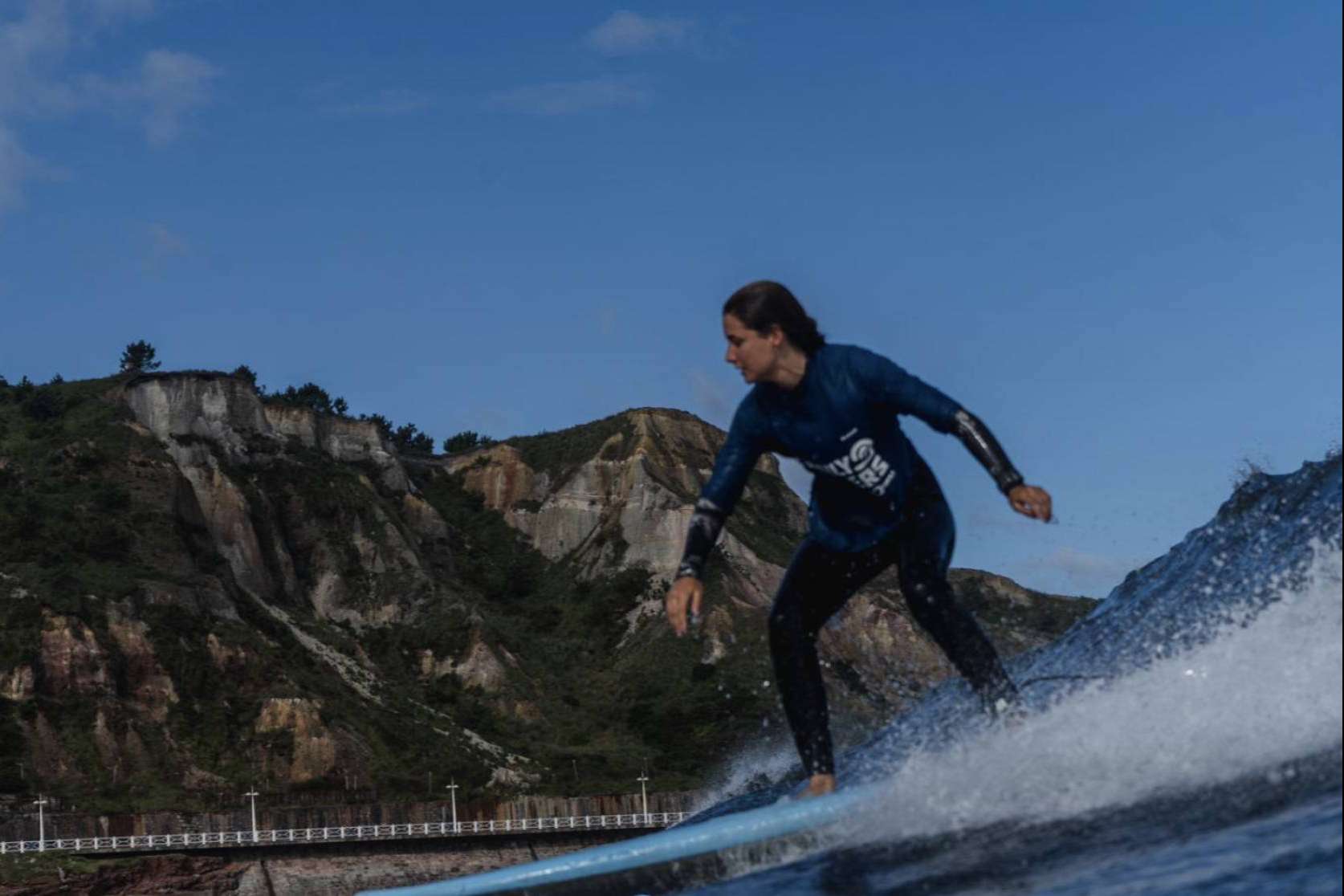 Surfhouse es el concepto turístico que tiene enamorados a los más jóvenes