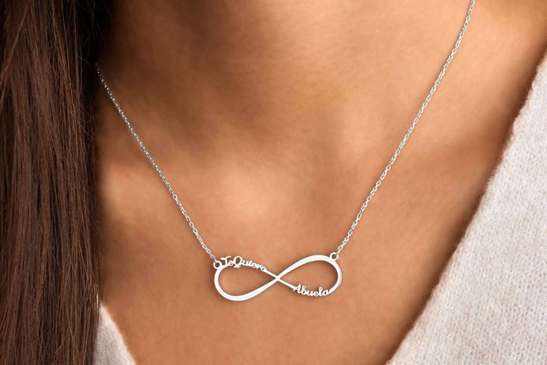 Los accesorios de la joyería online Le Petite Marie permiten crear un look de 10
