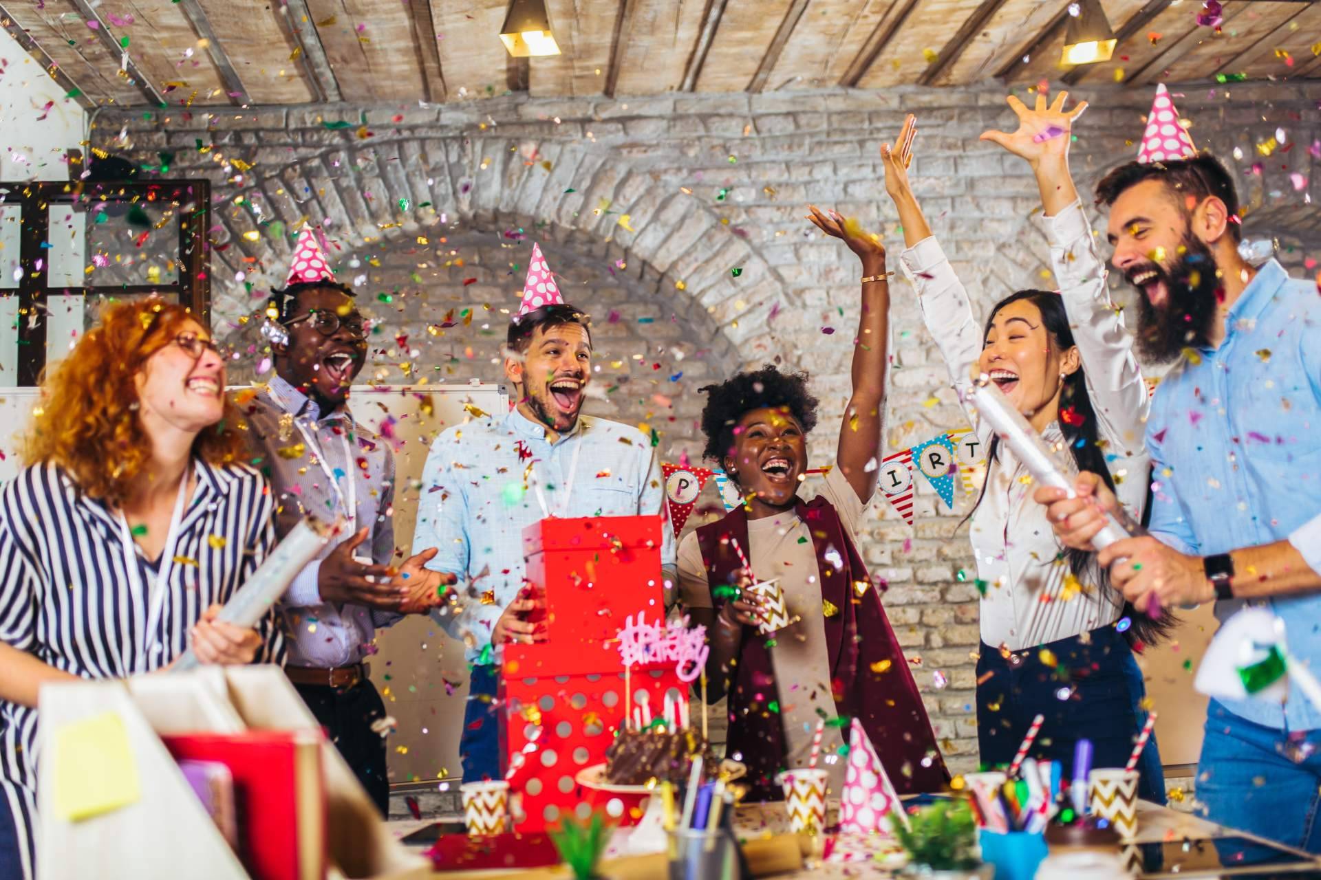 Tu Fiesta Mola Mazo dispone de productos para la decoración de fiestas