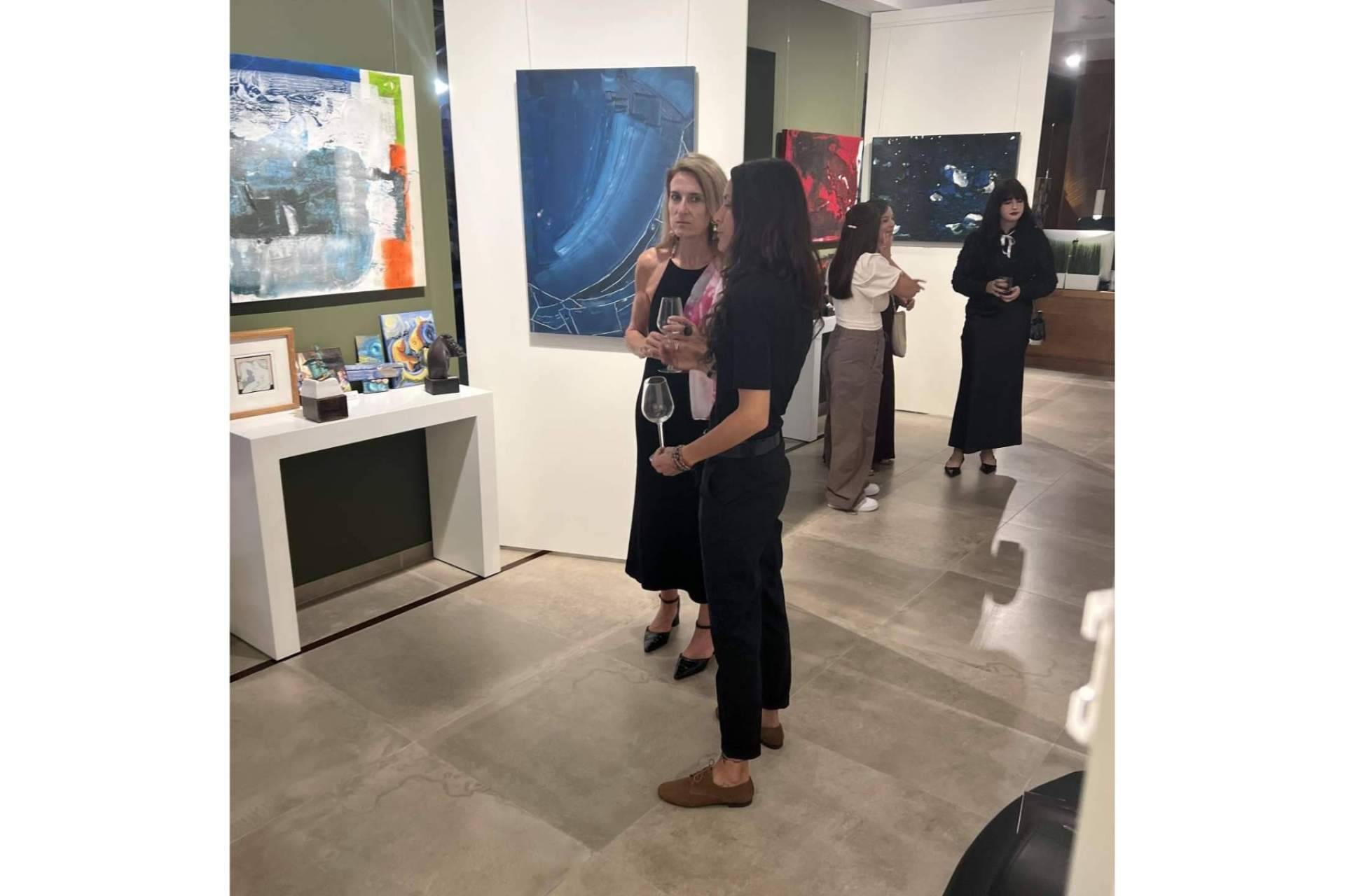 Todo sobre Lanzarote Art Gallery International Fine Art, una galería de arte en línea