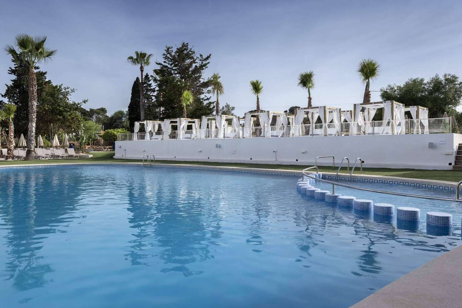En su Temporada Inaugural, Zero Drach del Mar Hotel en Porto Cristo Supera las Previsiones de Ocupación Gracias a una Estrategia de Comercialización Sobresaliente