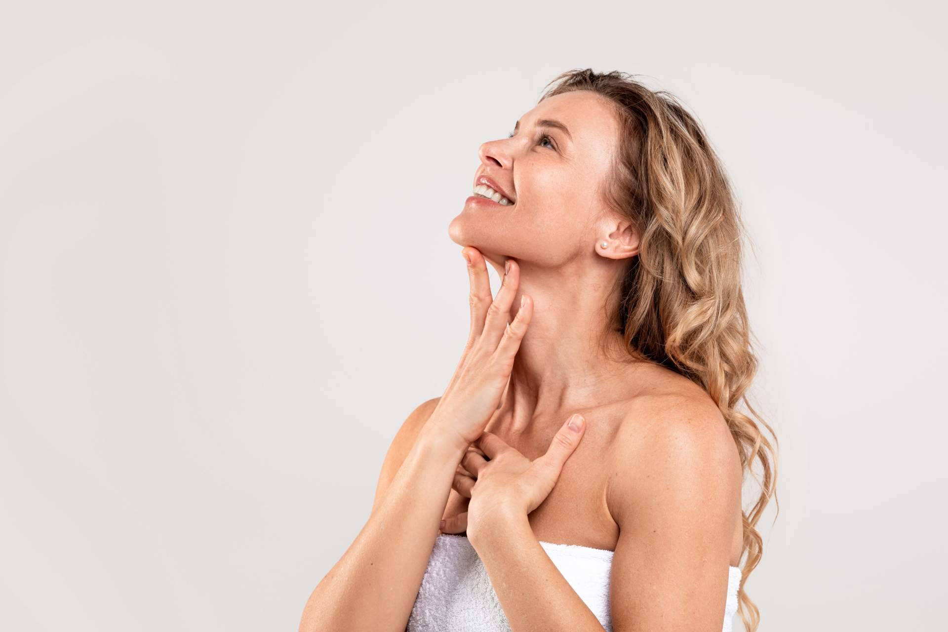 Conseguir una piel más suave, tersa y luminosa con los peeling químicos médicos de AnaBoss