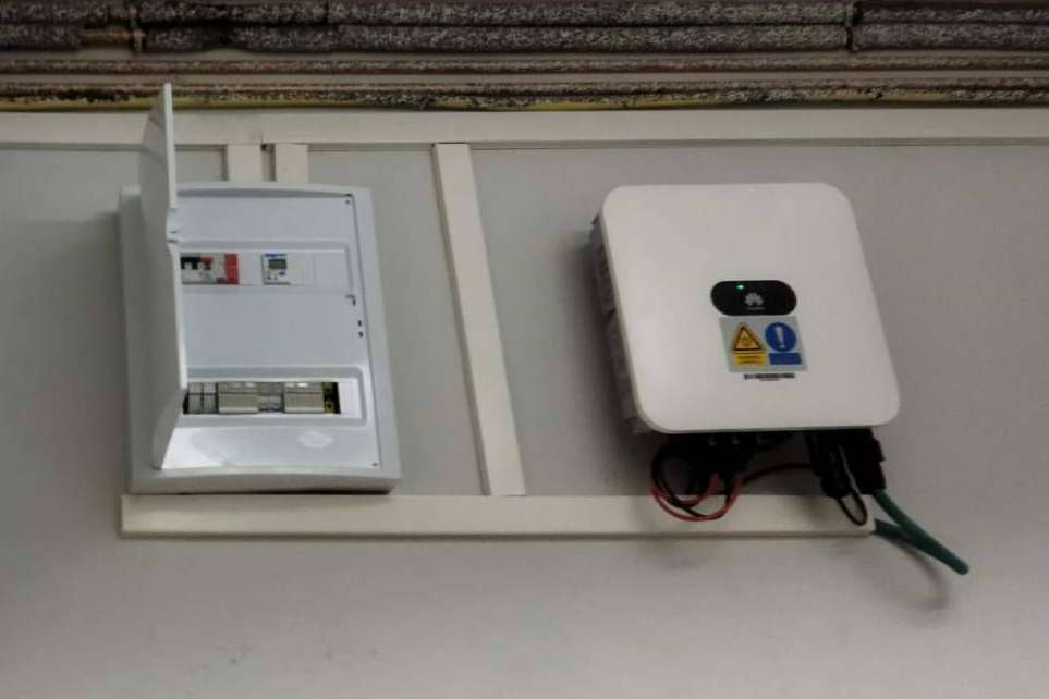Poner en marcha una instalación fotovoltaica con el servicio de TU AHORRO