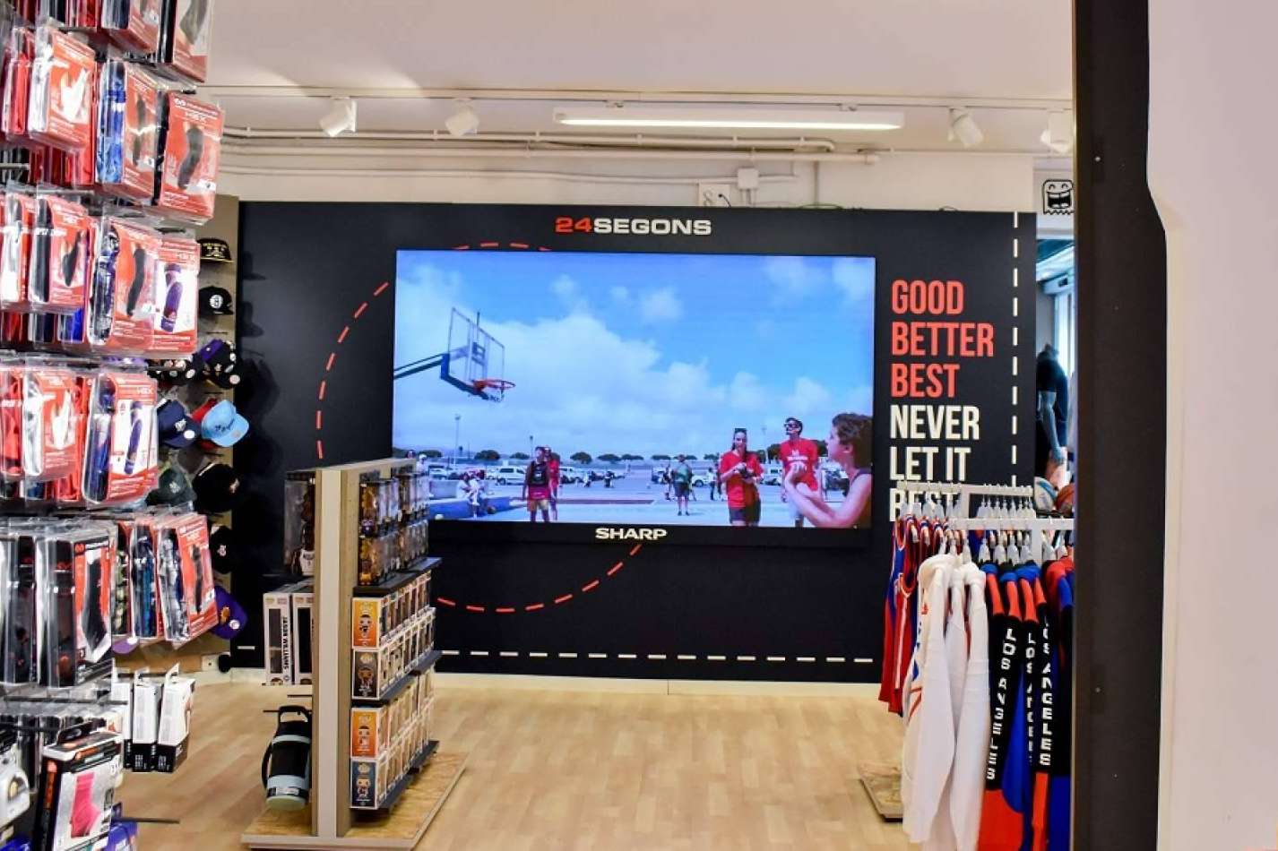 Aetrex ha instalado el escáner 3D Albert2 Pro en 24Segons, una de las tiendas de basket más famosas de Barcelona