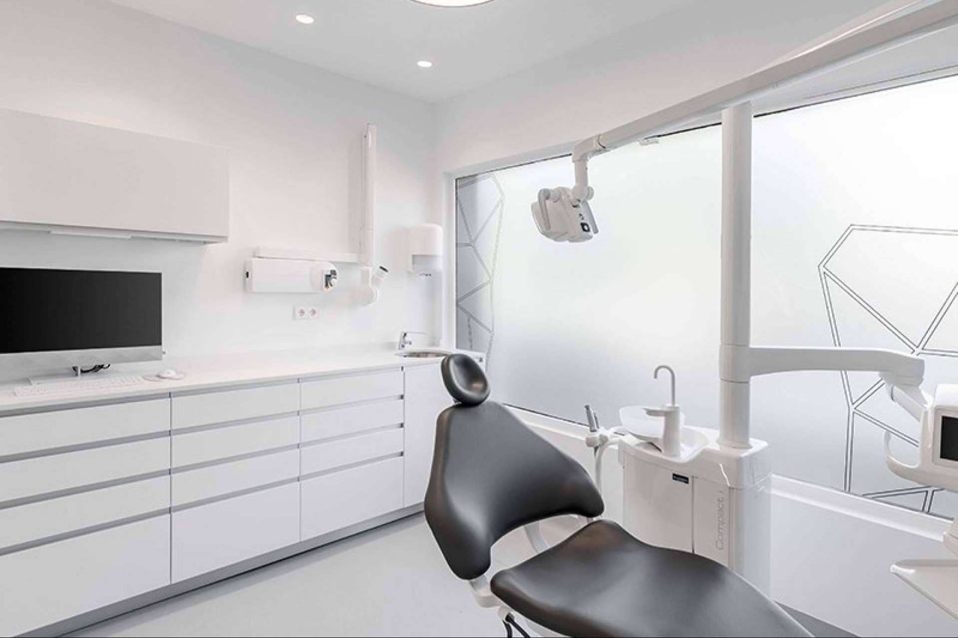 Los servicios de calidad de Clínica Dental Rivas & Cuéllar