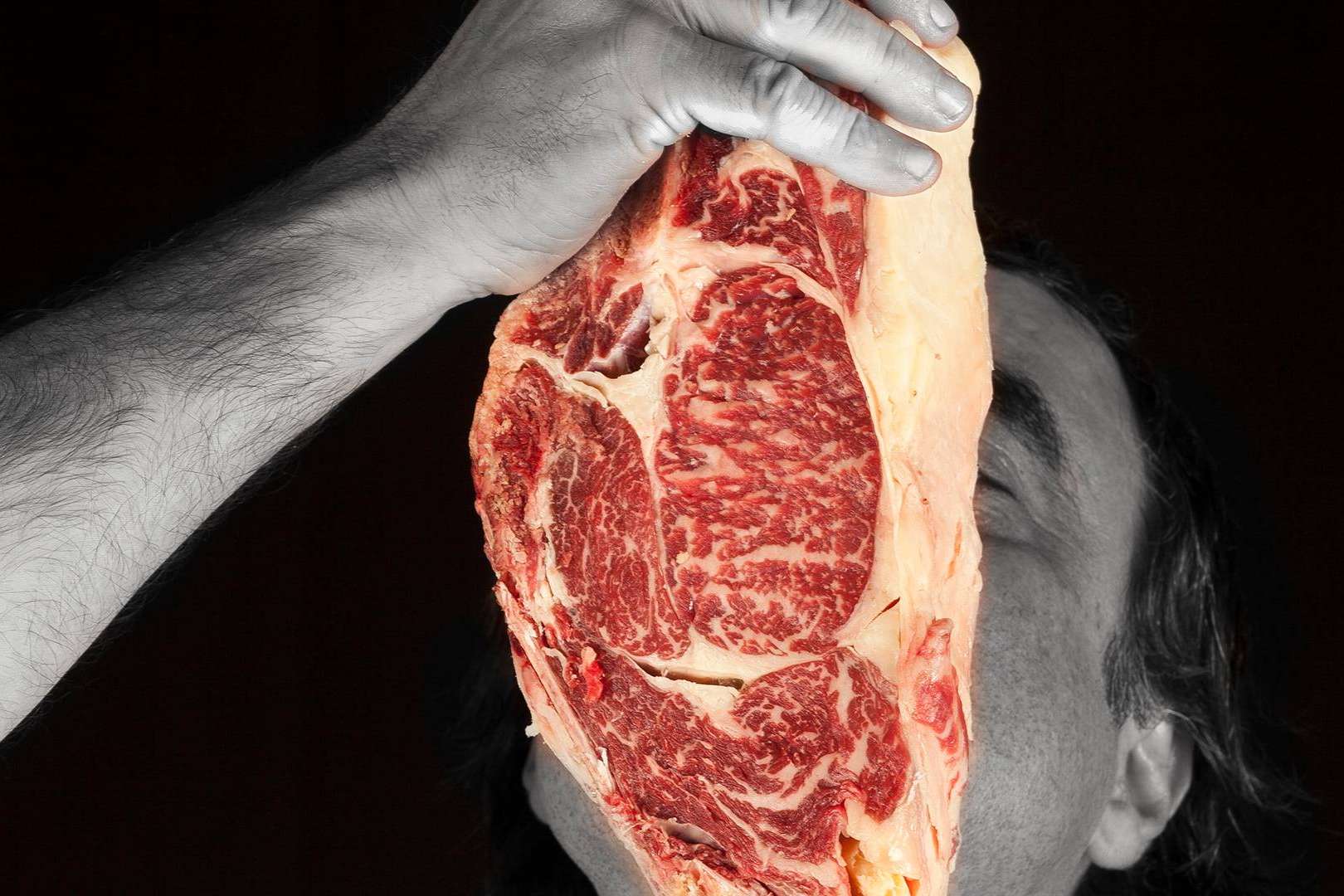 Probar el txuletón de la vaca vieja y gorda, con Txogitxu